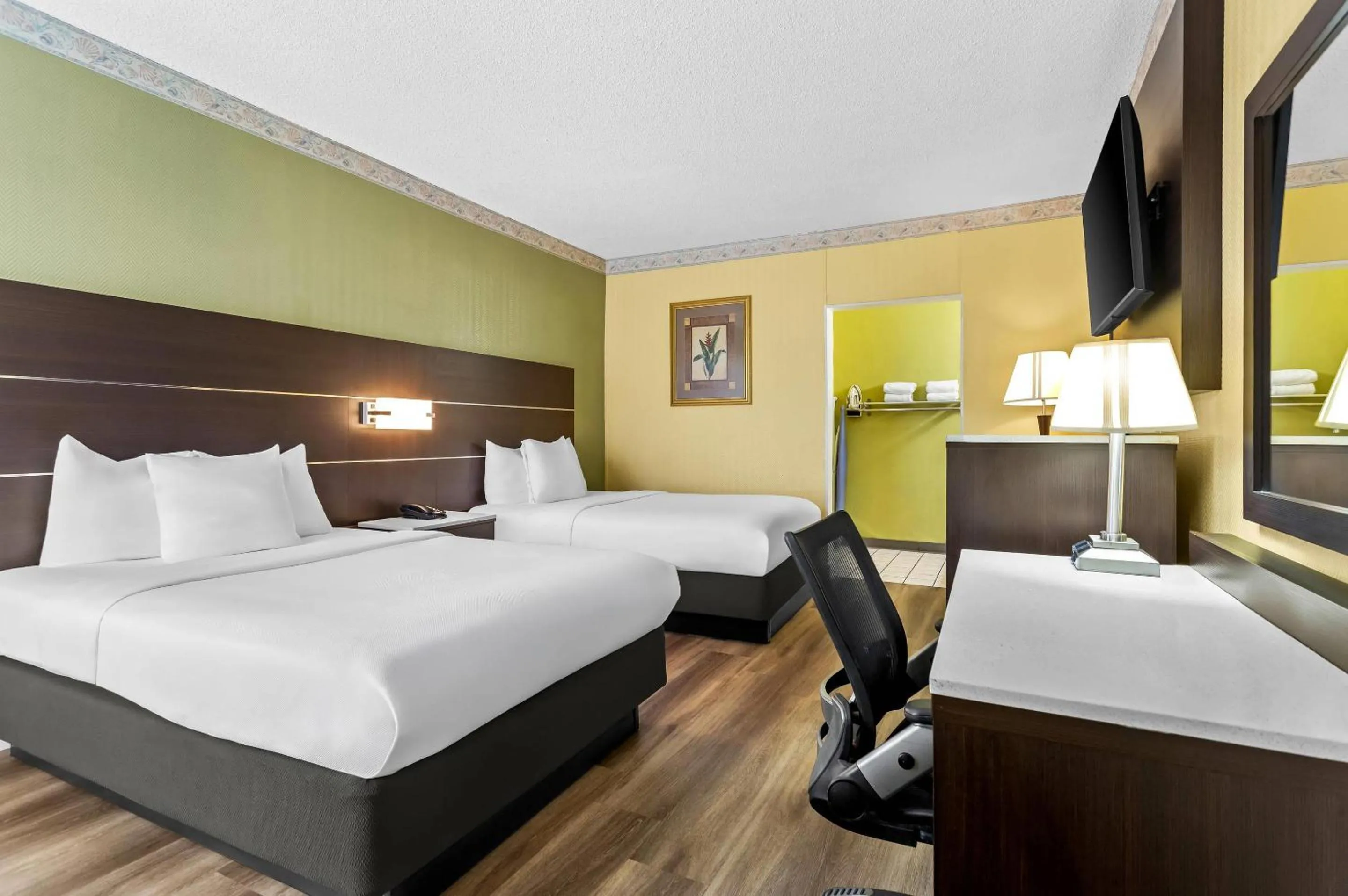 Bedroom, Bed in Quality Inn Tampa Airport - Cruise Port