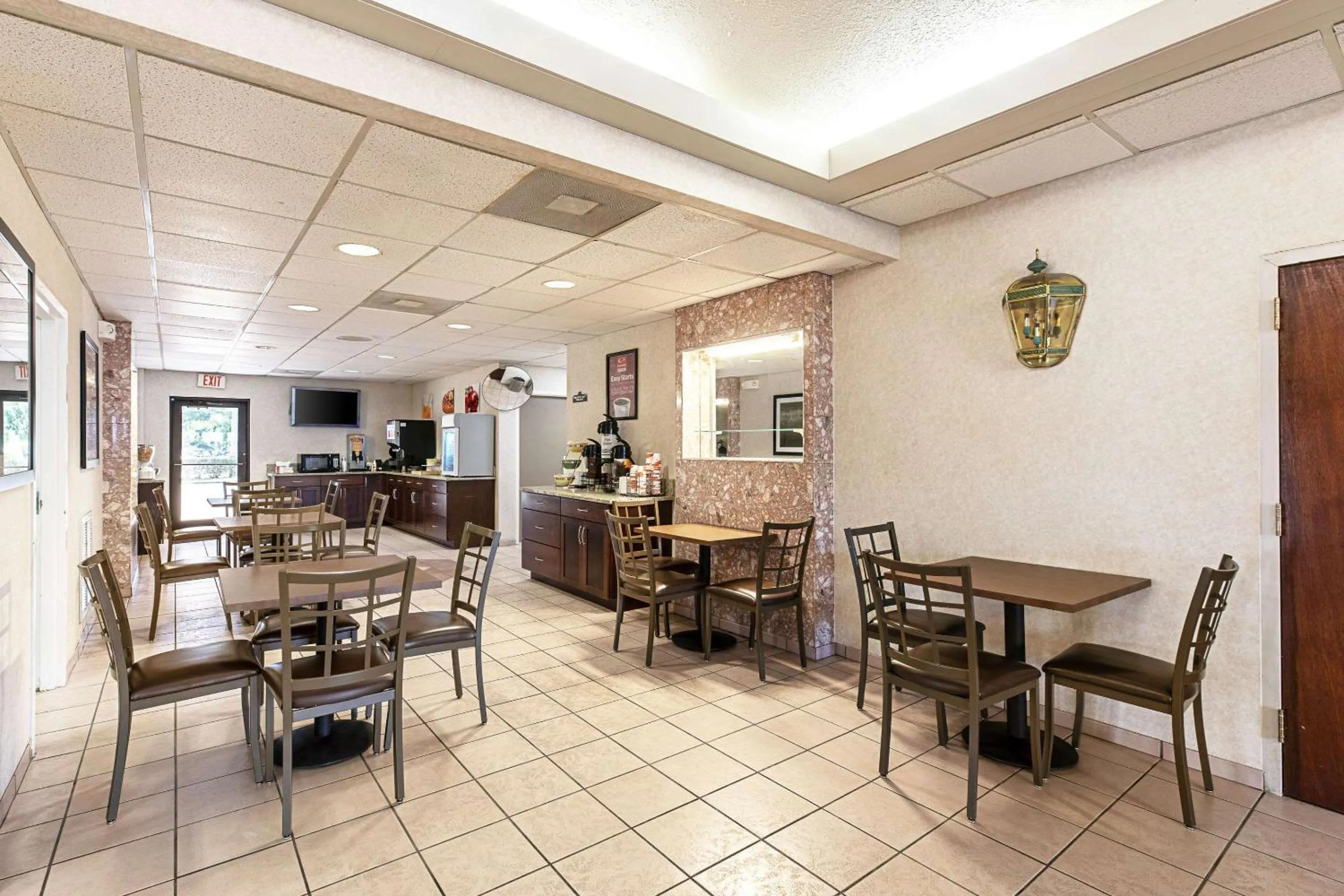 Restaurant/places to eat in Econo Lodge Vero Beach - Downtown