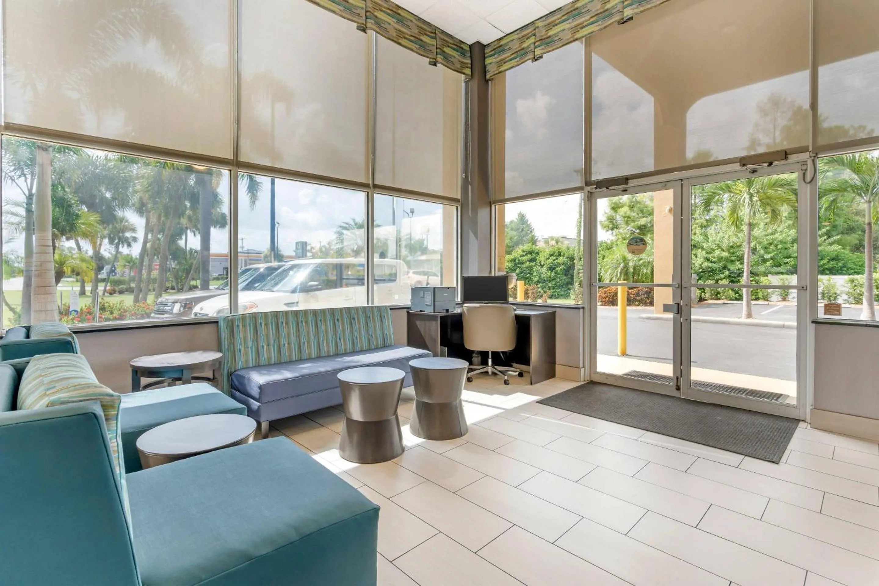 Lobby or reception in Quality Inn Bradenton North I-75