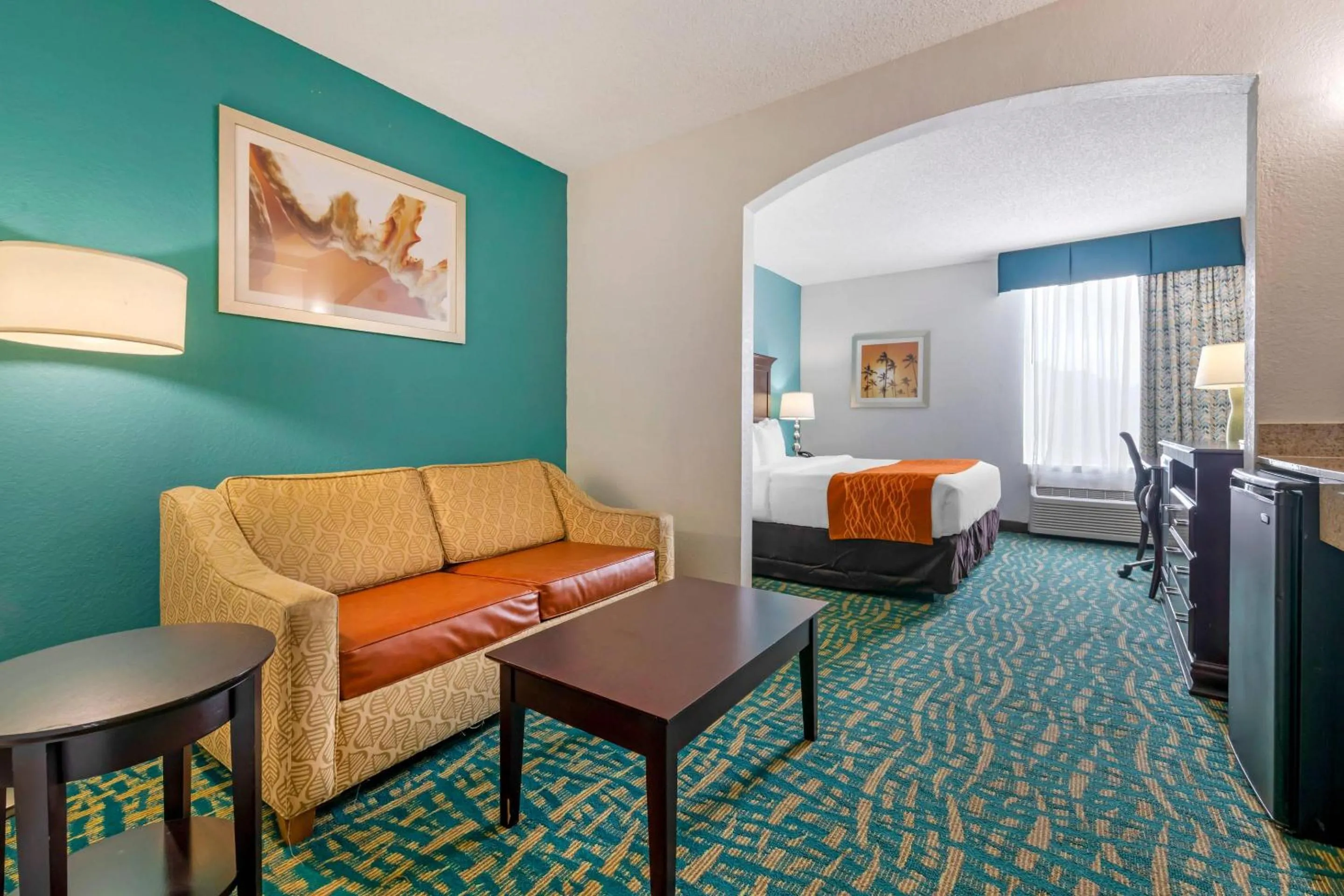 Bedroom in Comfort Inn & Suites Fort Lauderdale West Turnpike