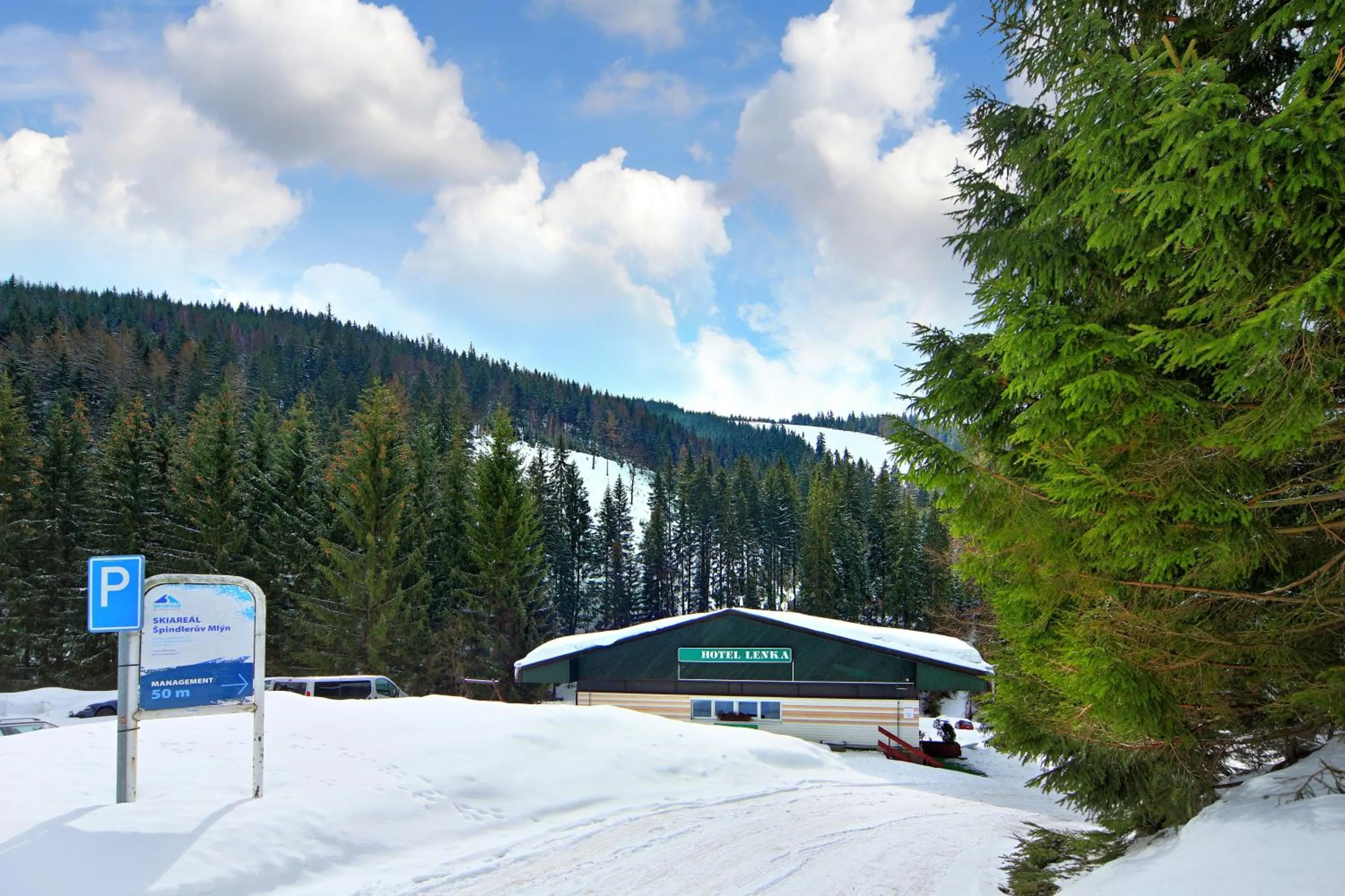 Property building in Hotel Lenka