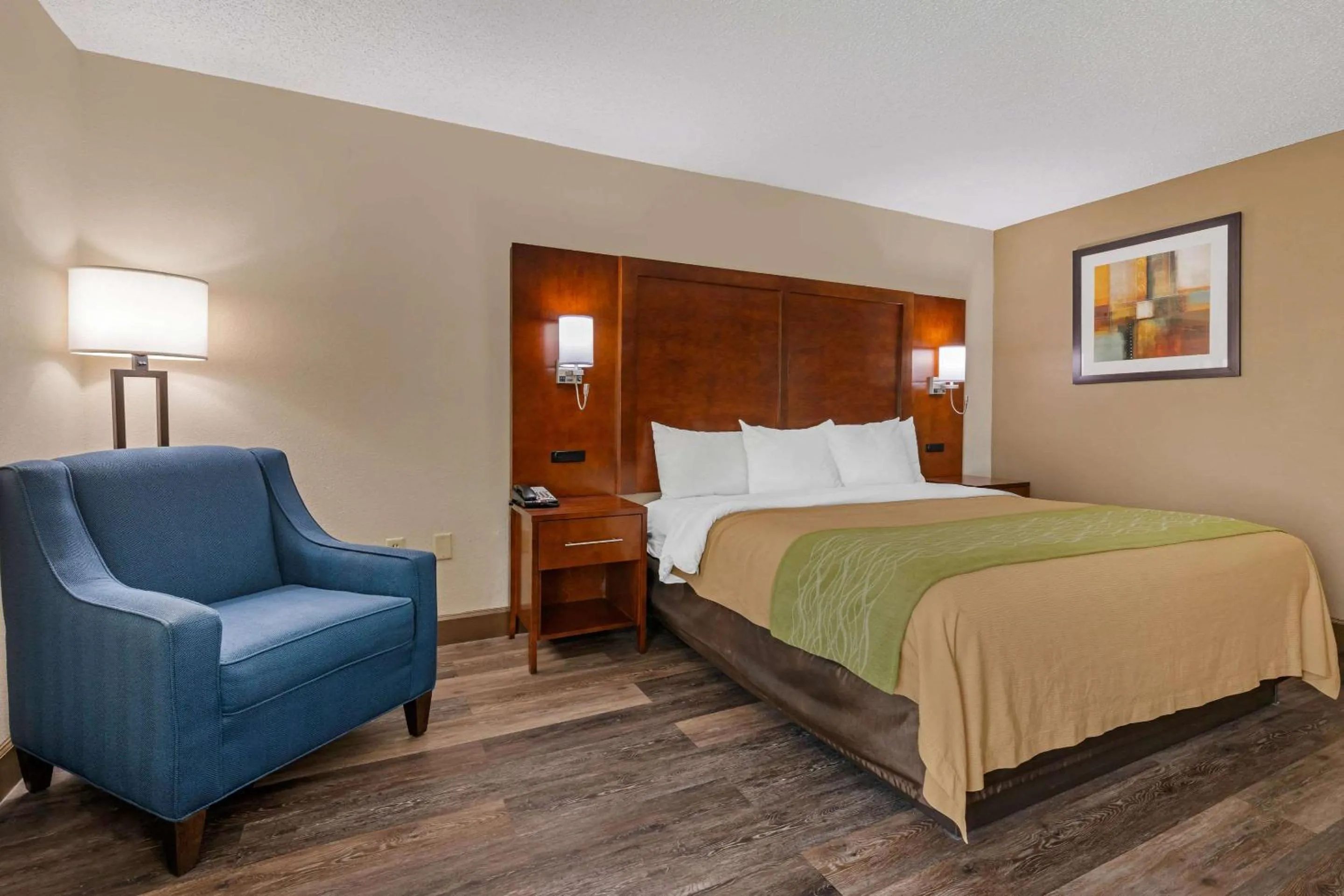 Photo of the whole room, Bed in Comfort Inn Yulee - Fernandina Beach