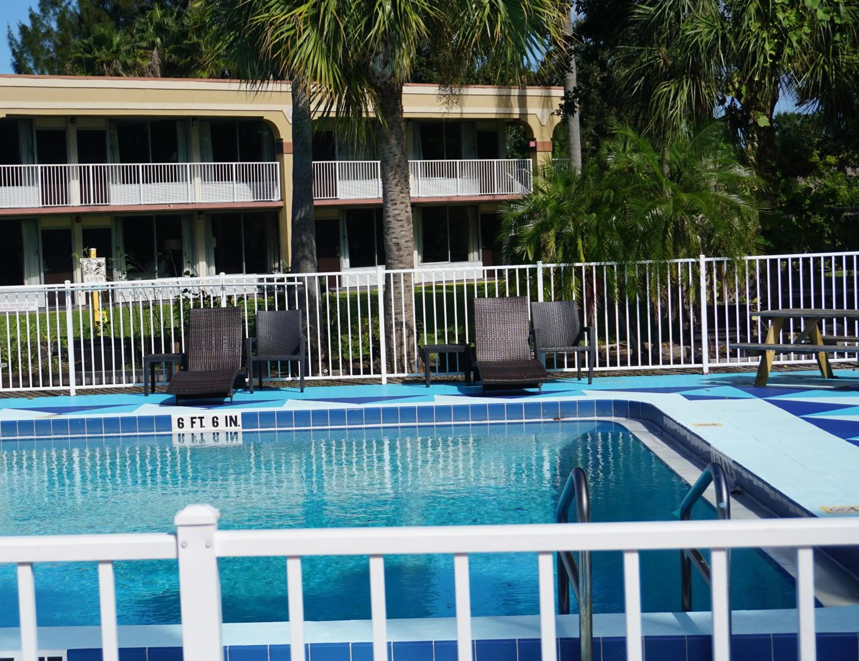 Pool view in ISLAND HOTEL of Space Coast