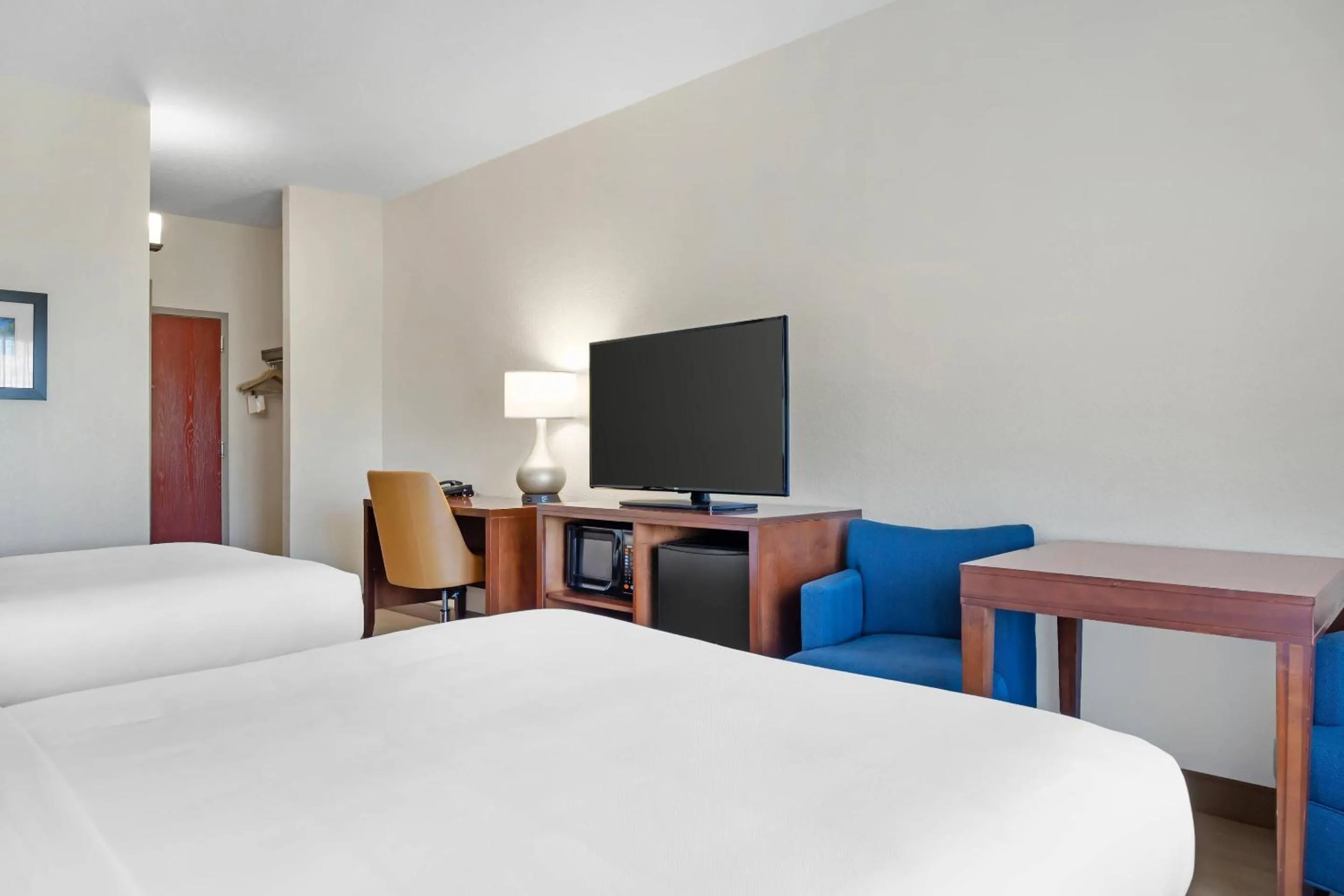 Bedroom, Bed in Comfort Inn & Suites Orlando North