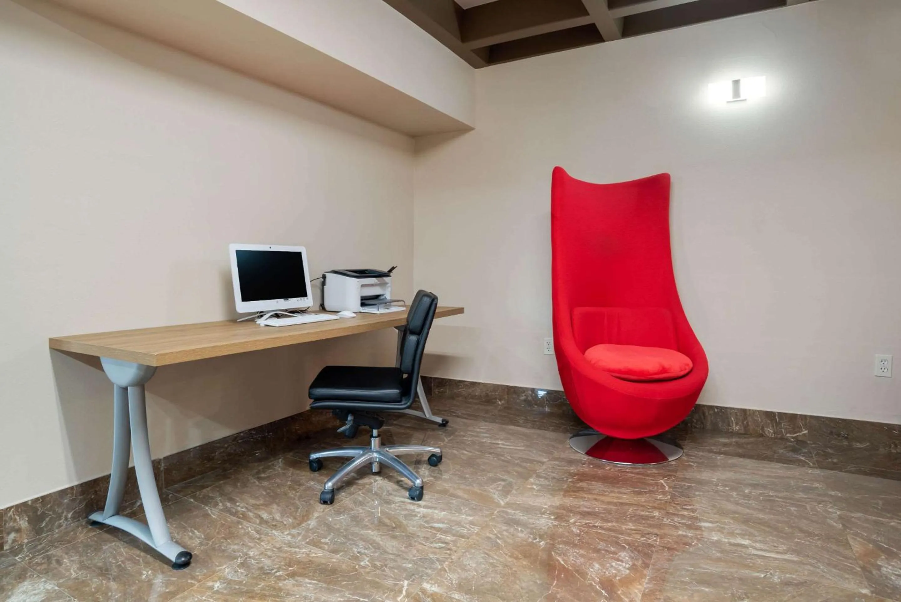 Business facilities in Quality Inn Fort Walton Beach - Destin West