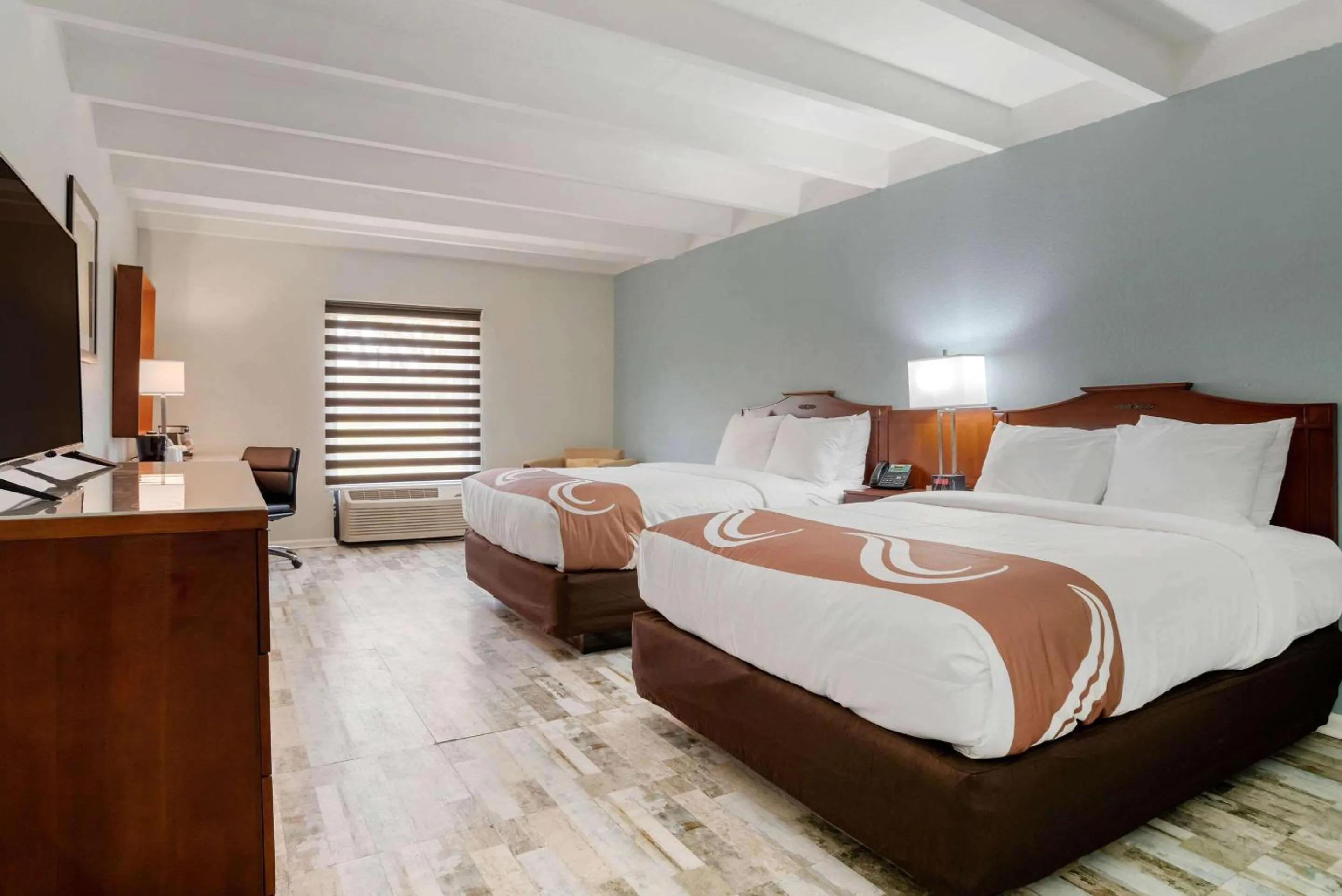 Bedroom, Bed in Quality Inn Fort Walton Beach - Destin West