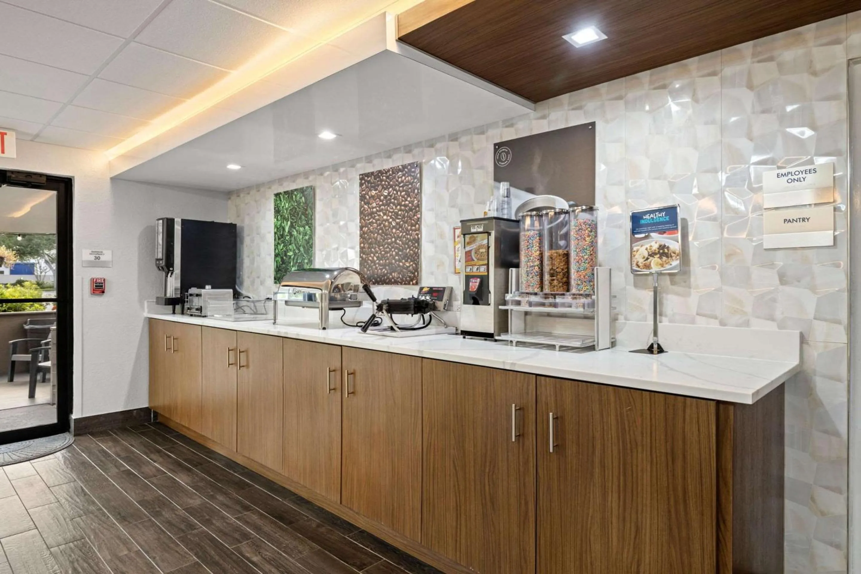 Breakfast in Sleep Inn & Suites Lakeland I-4