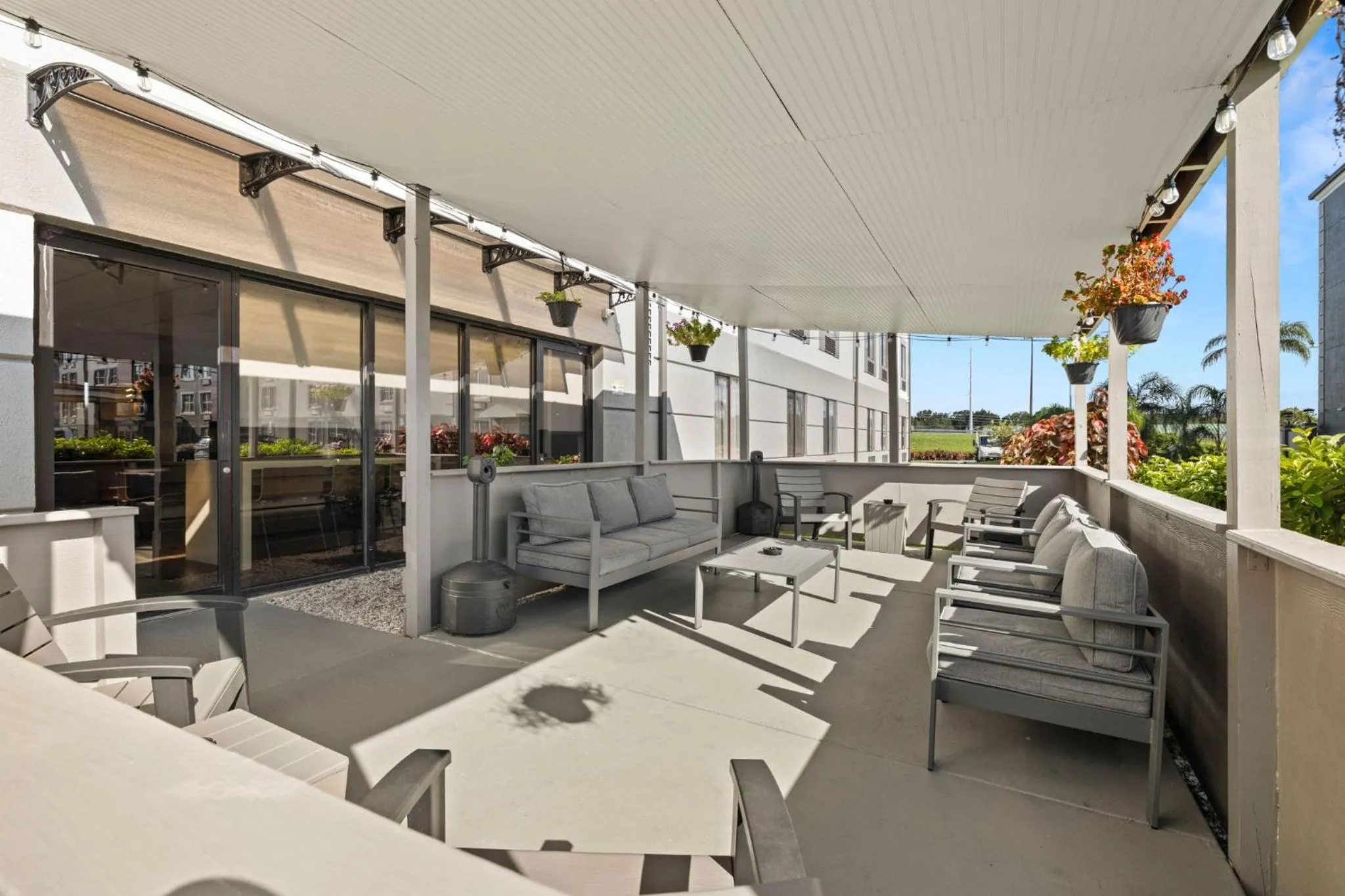 Patio in Sleep Inn & Suites Lakeland I-4