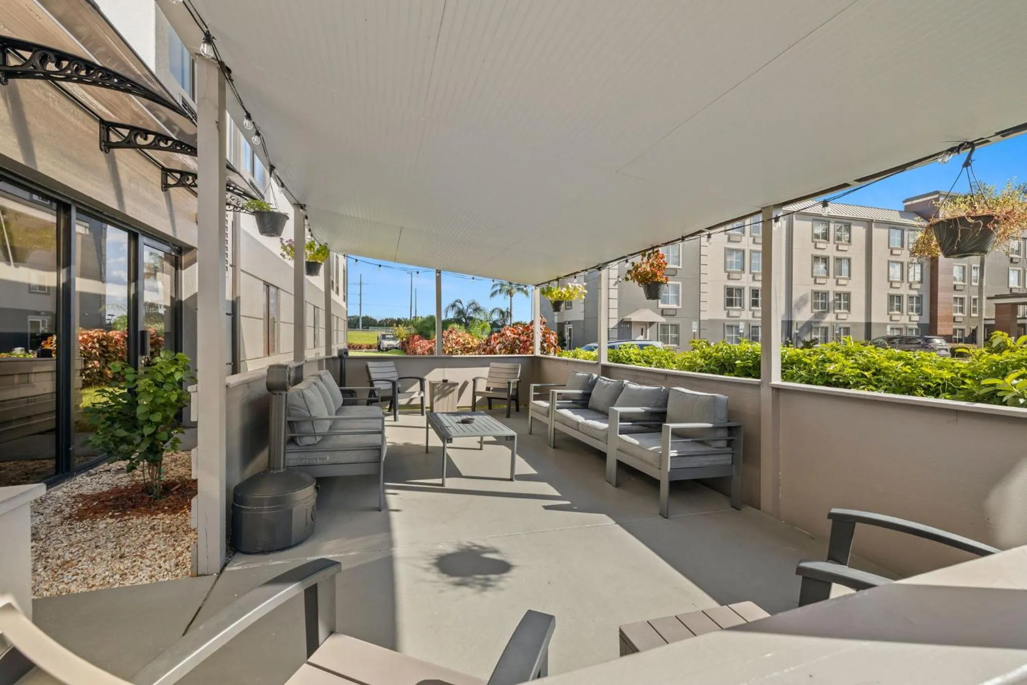 Patio in Sleep Inn & Suites Lakeland I-4