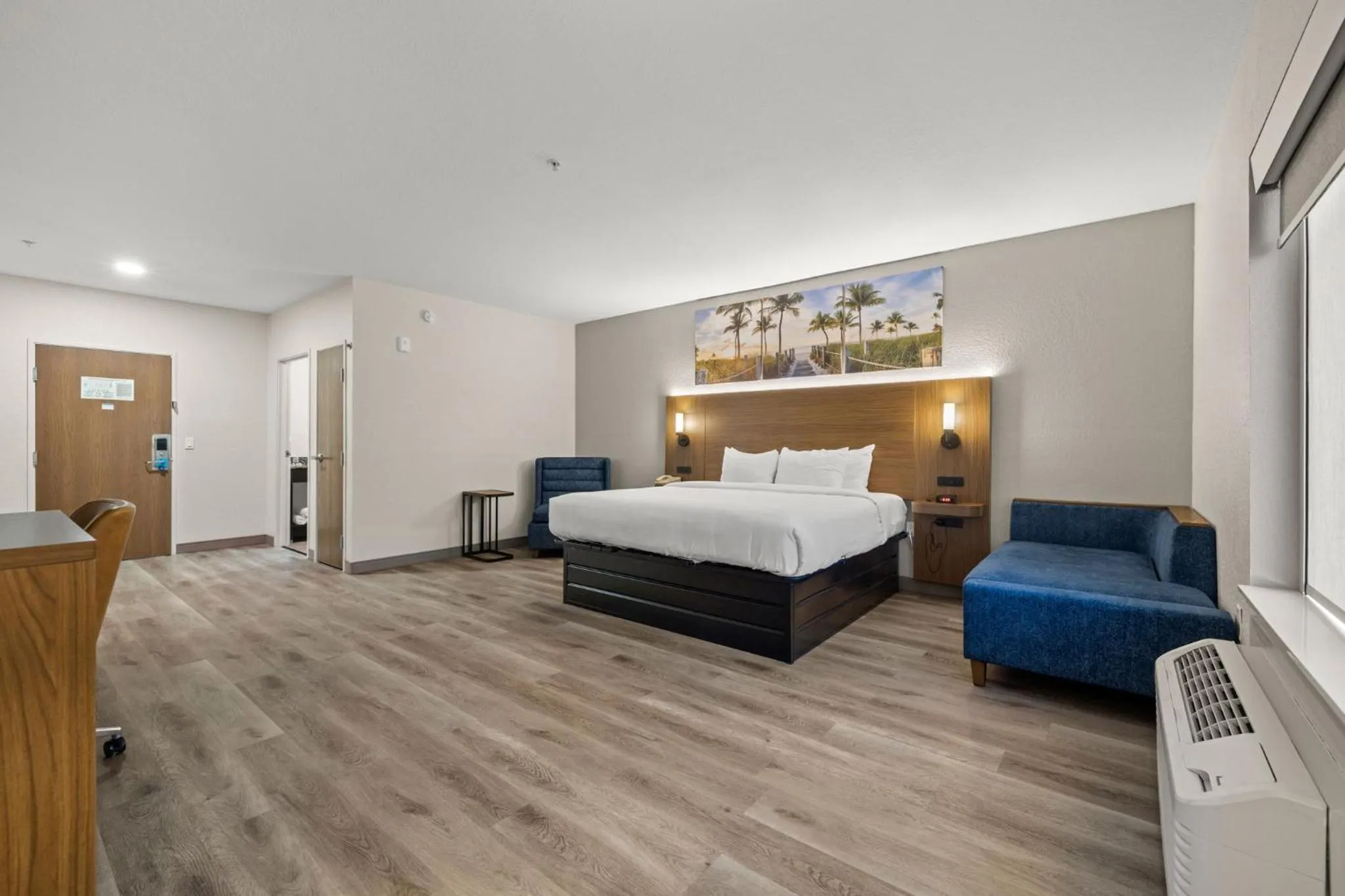 Bedroom, Bed in Sleep Inn & Suites Lakeland I-4