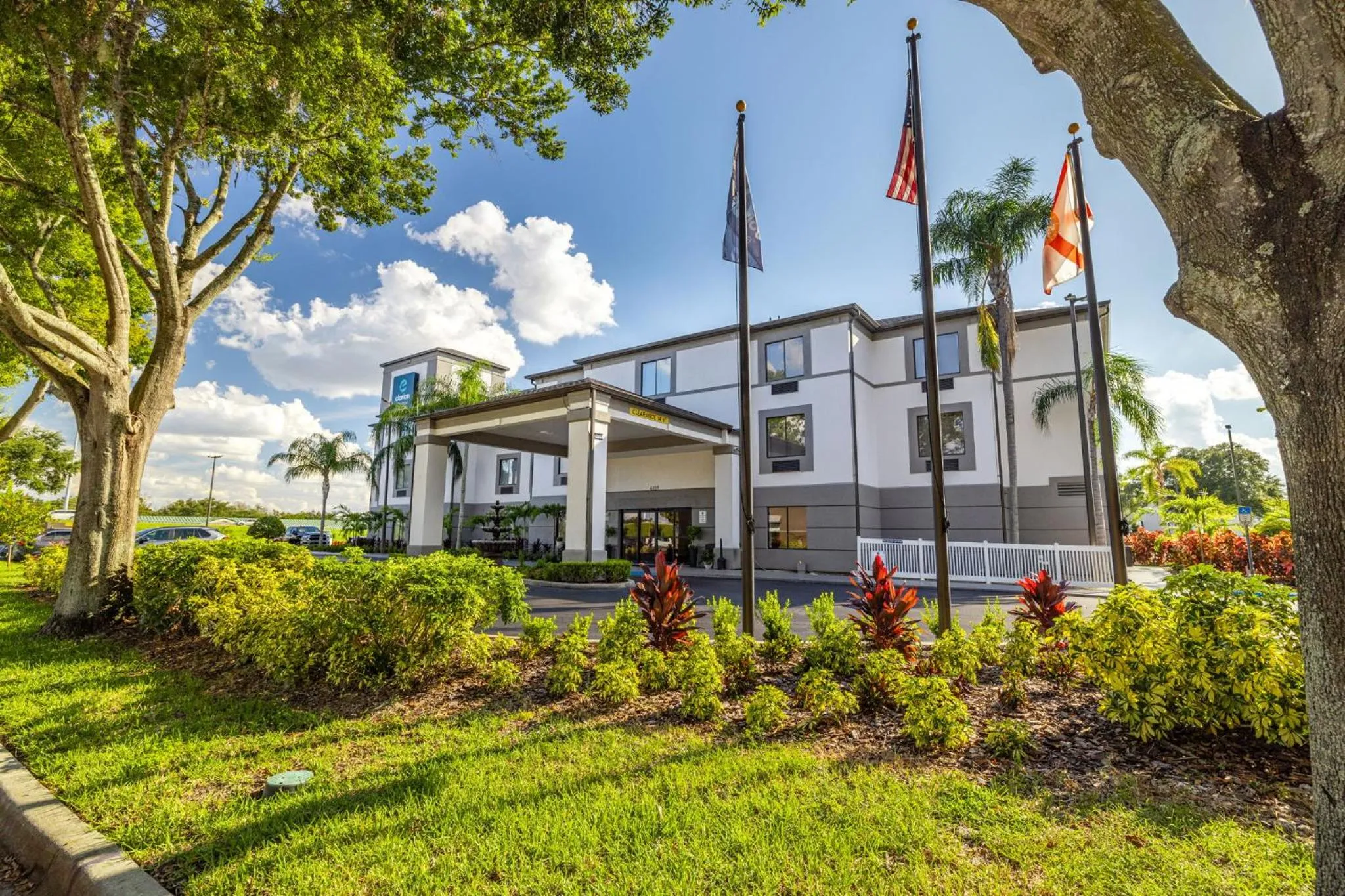 Property building in Sleep Inn & Suites Lakeland I-4