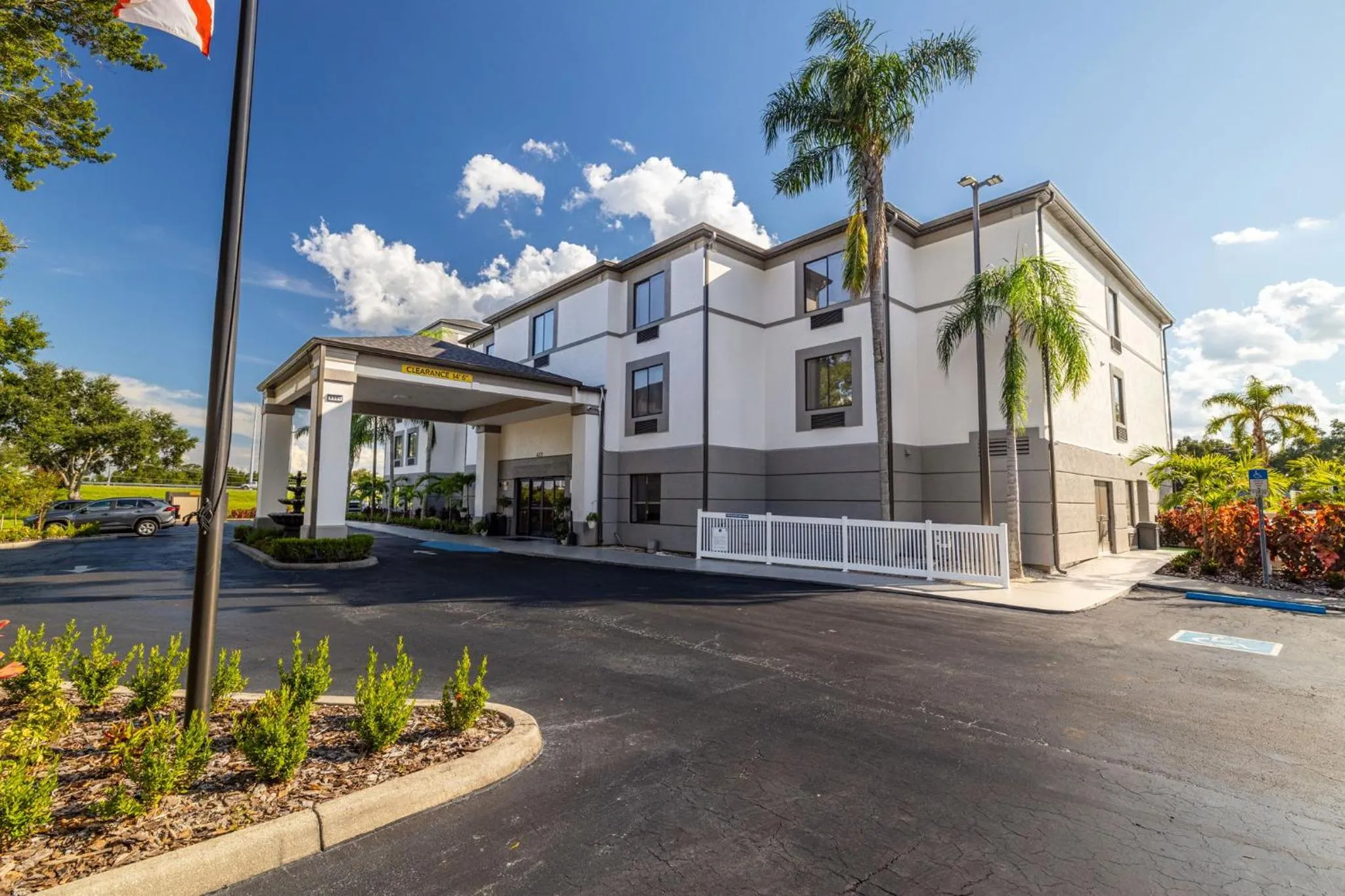 Property building in Sleep Inn & Suites Lakeland I-4