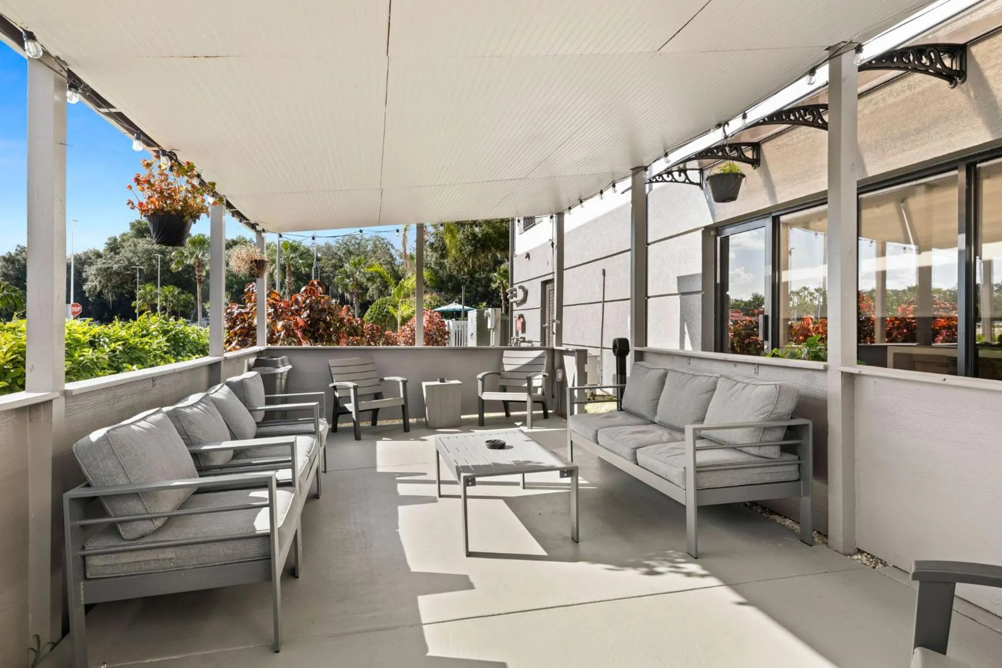 Patio in Sleep Inn & Suites Lakeland I-4