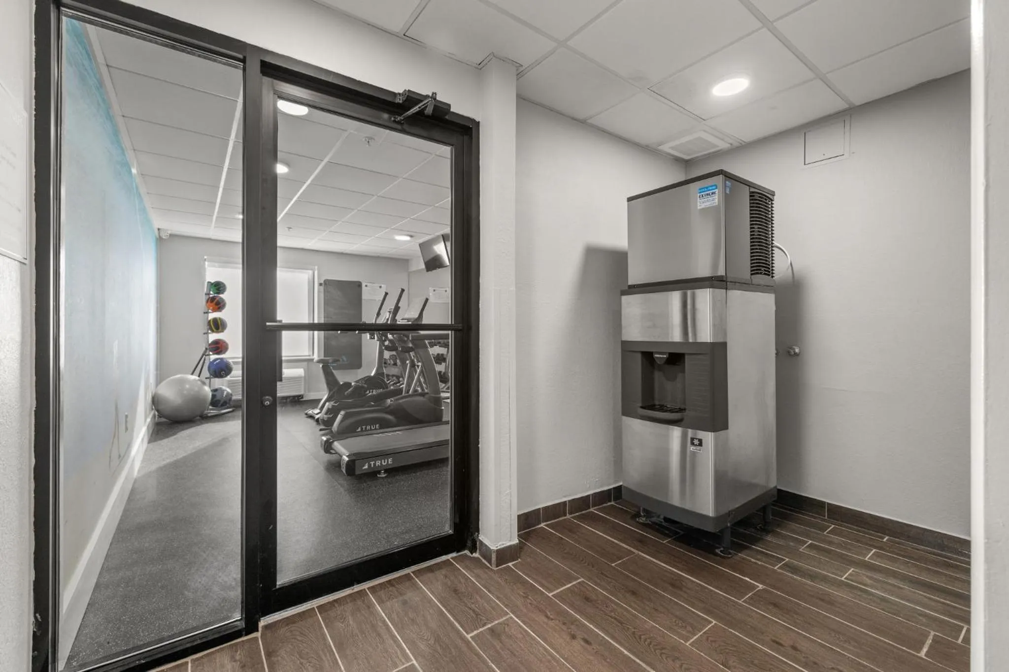 Area and facilities in Sleep Inn & Suites Lakeland I-4