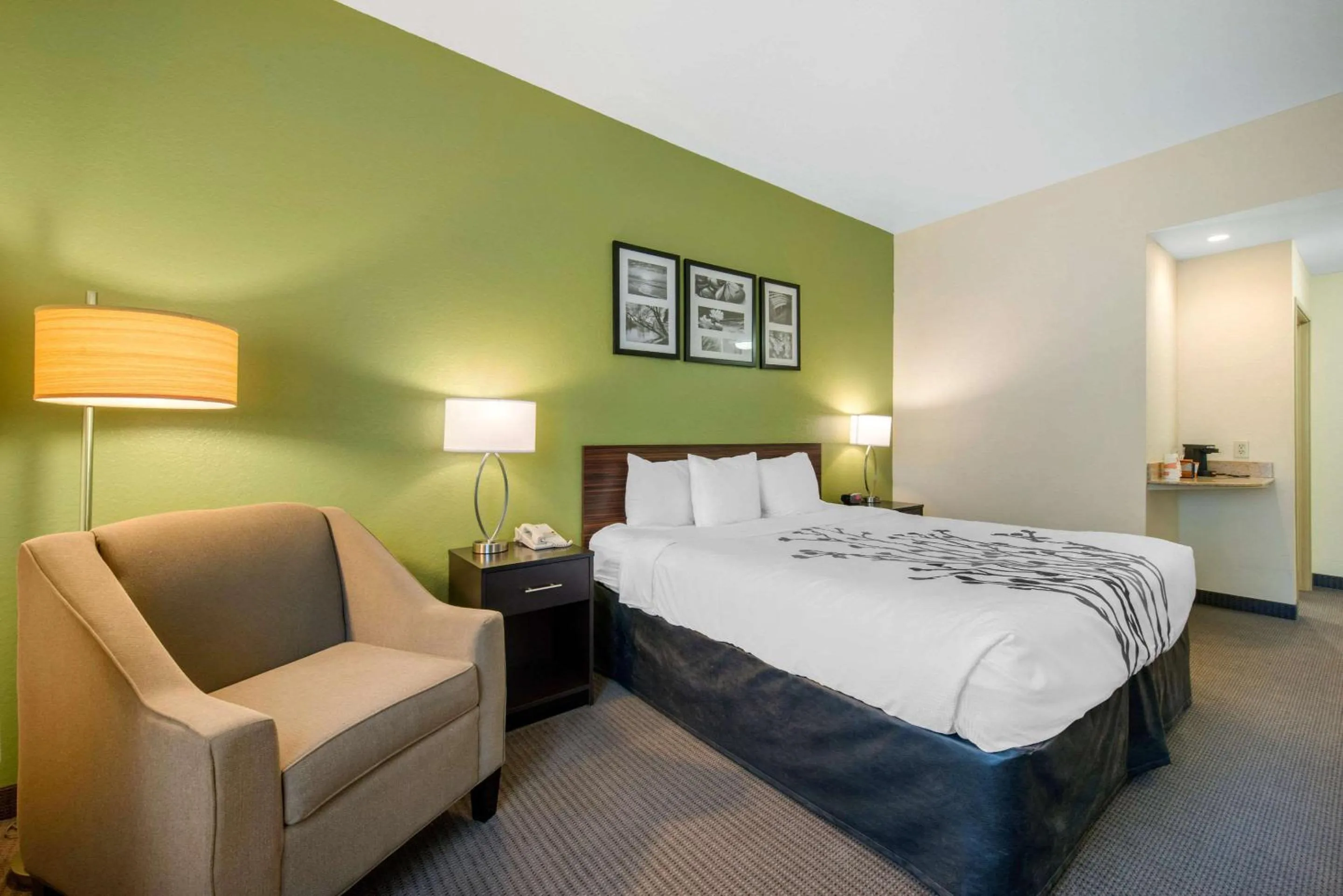 Bed in Sleep Inn & Suites Port Charlotte-Punta Gorda