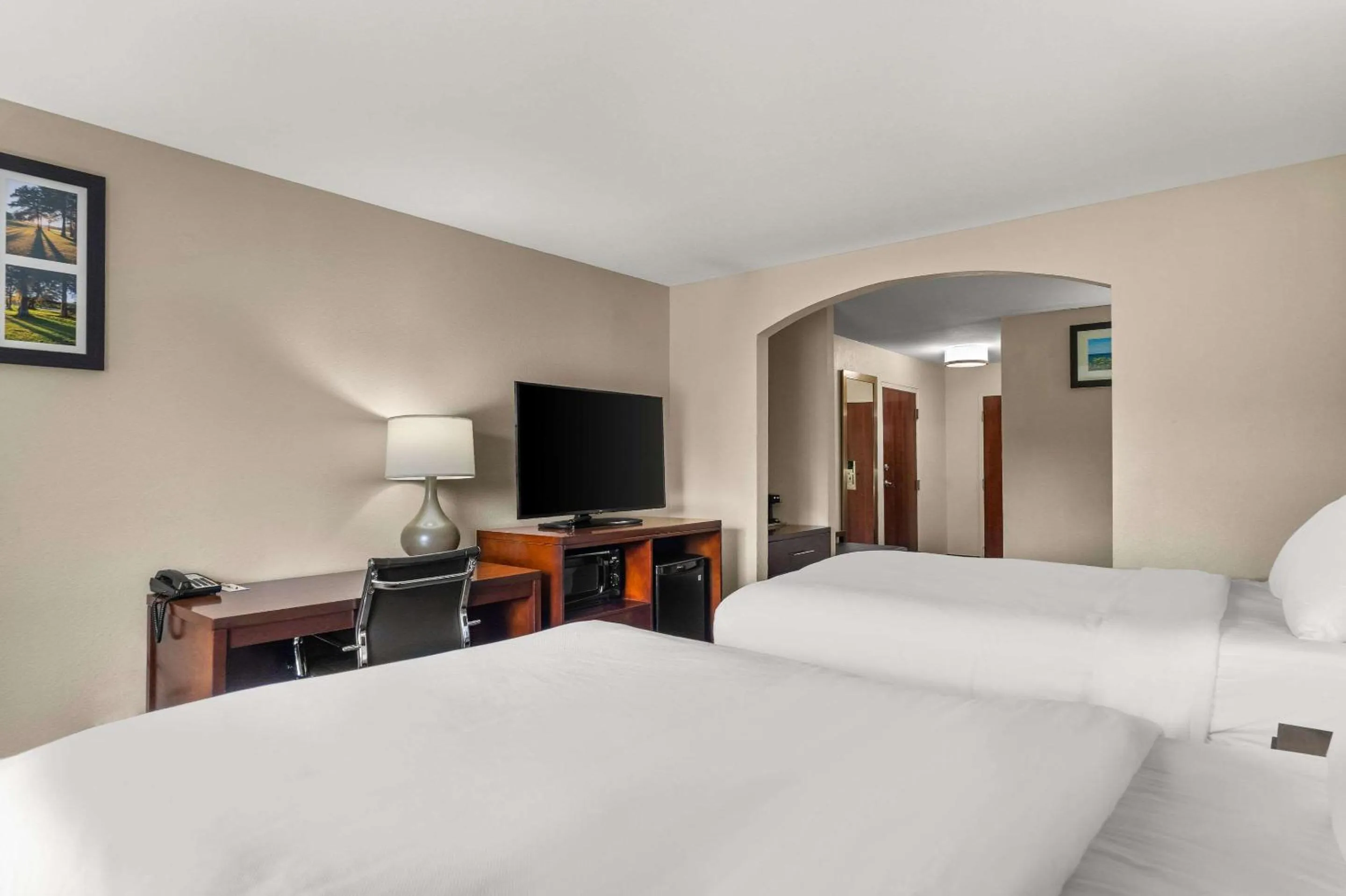 Bedroom, Bed in Comfort Inn & Suites Chipley I-10