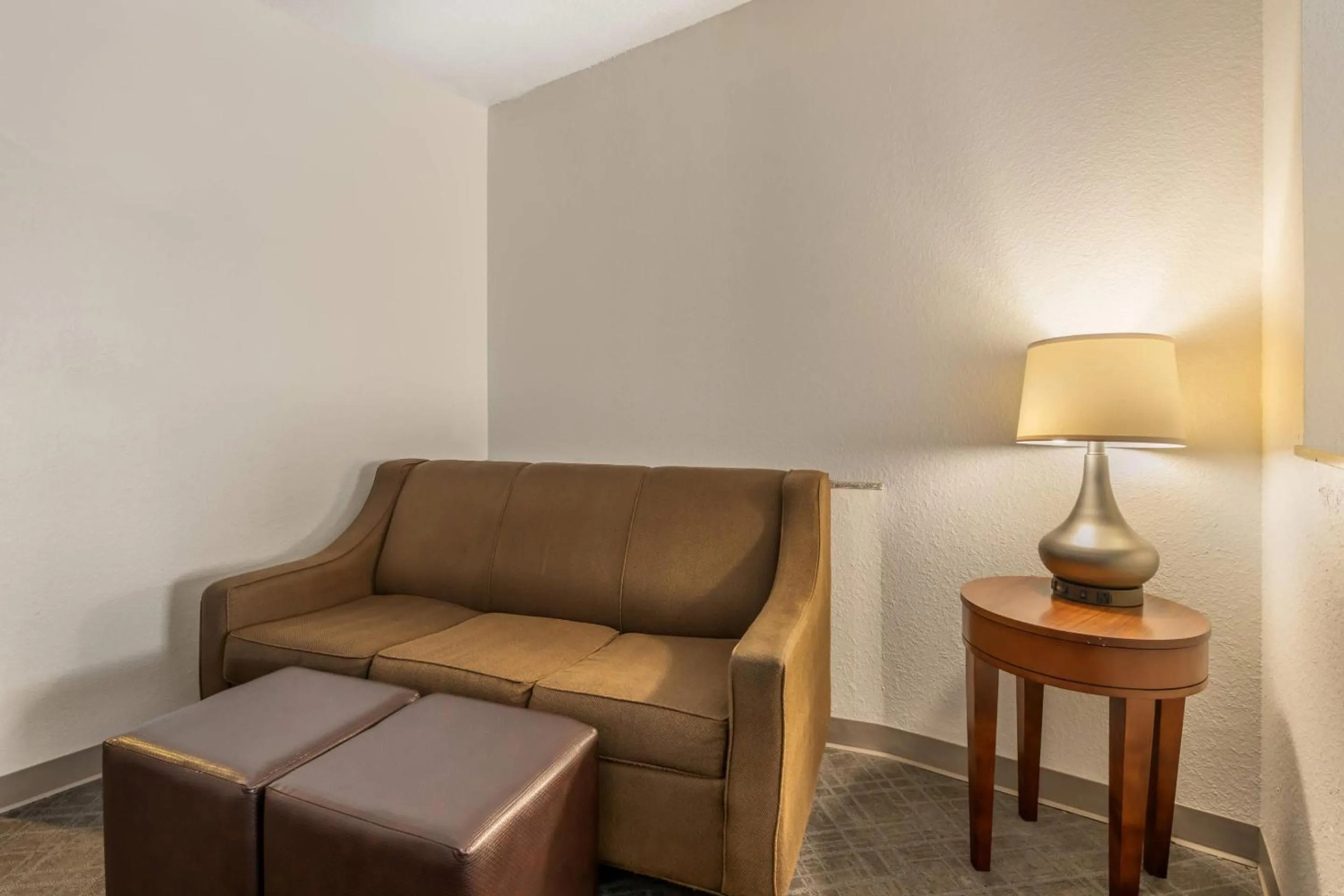 Bedroom in Comfort Suites Ocala North
