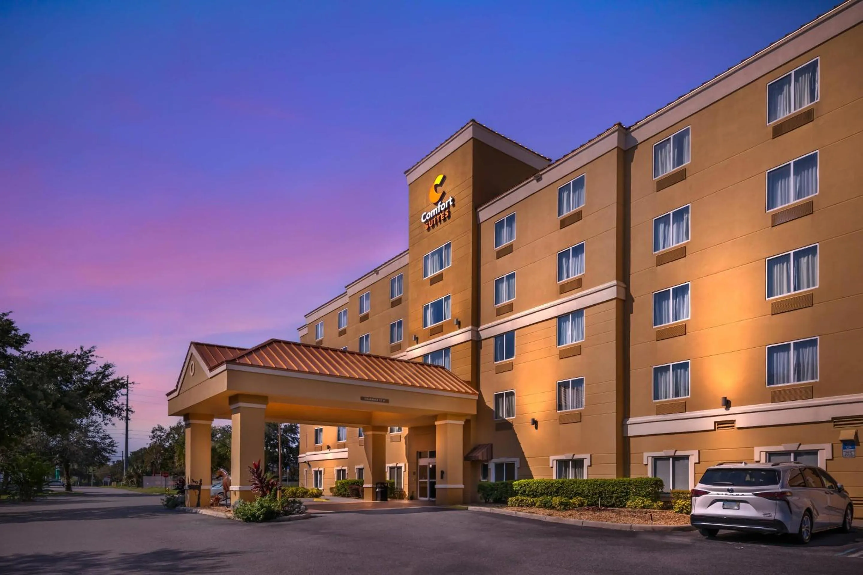Property building in Comfort Suites Ocala North