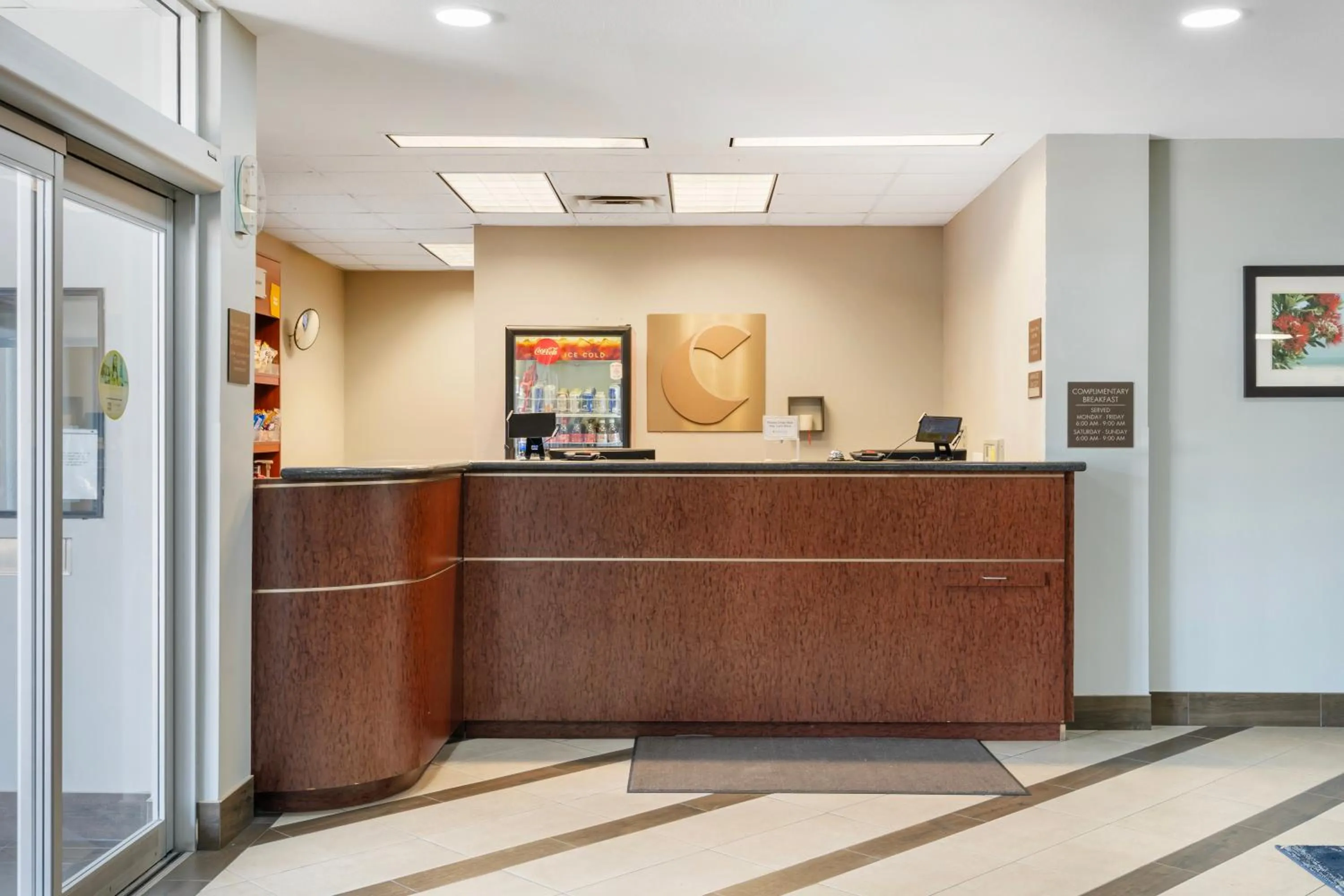 Lobby or reception in Comfort Suites West Jacksonville