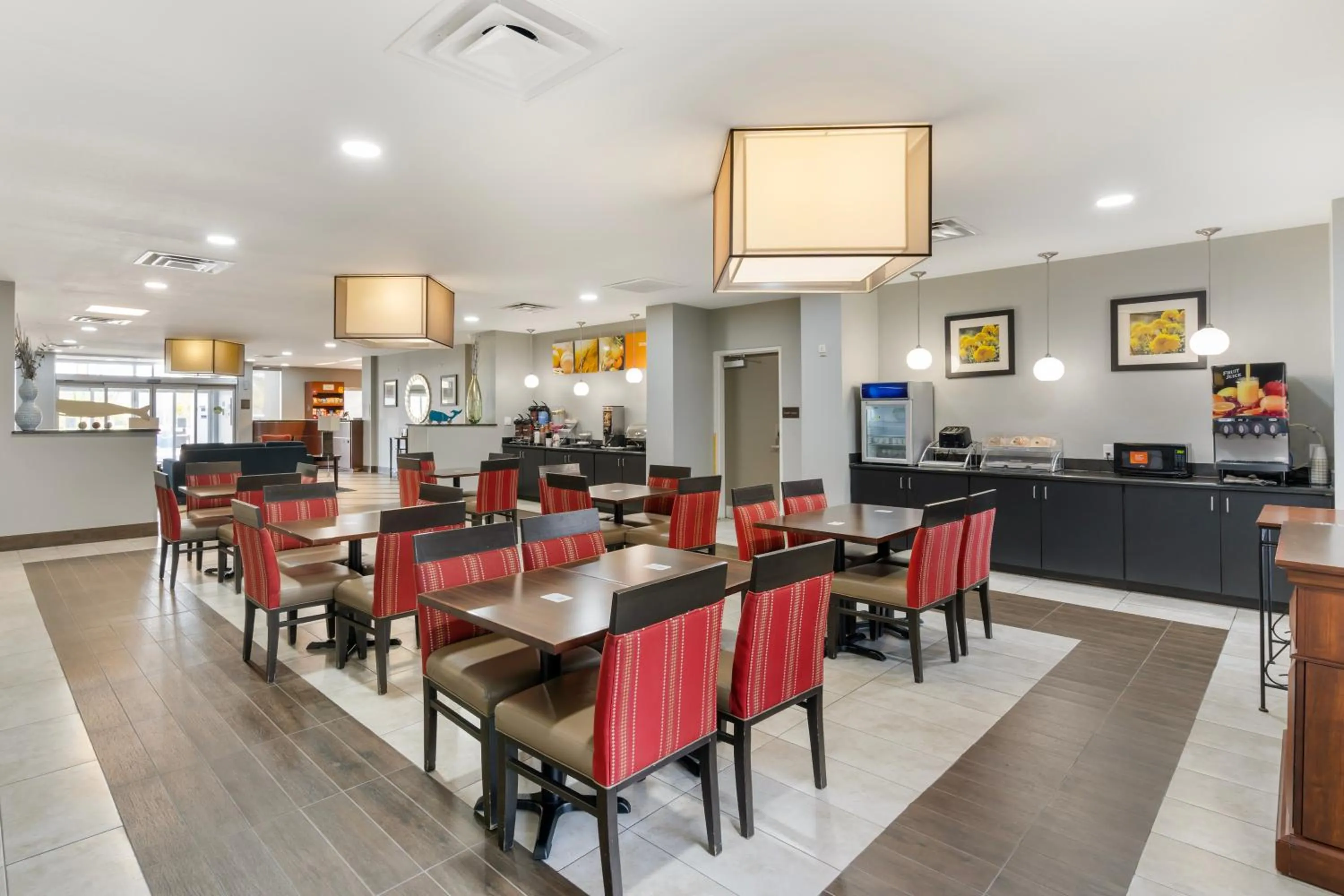 Breakfast in Comfort Suites West Jacksonville