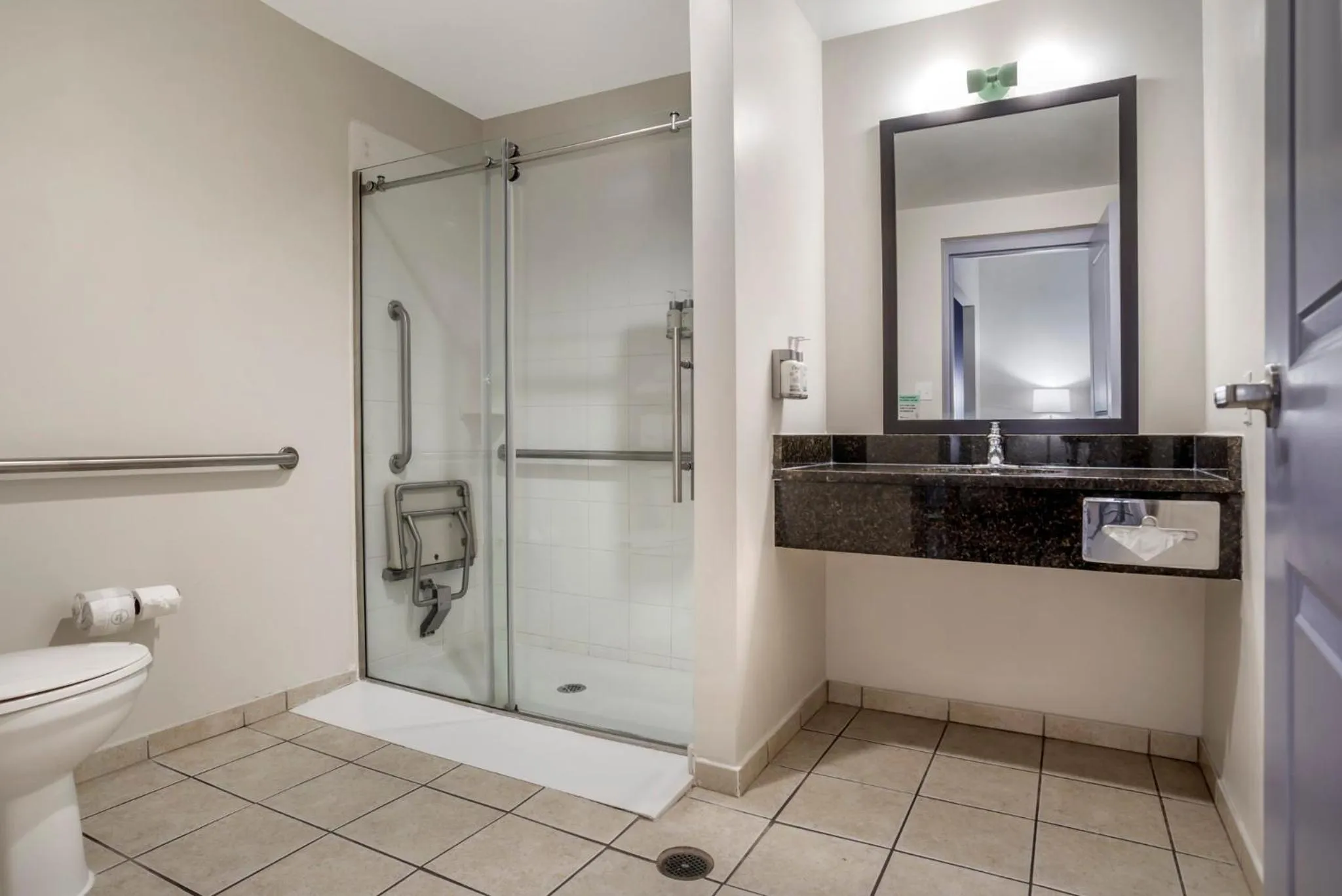 Photo of the whole room in Garner Hotel Panama City Beach Northeast by IHG