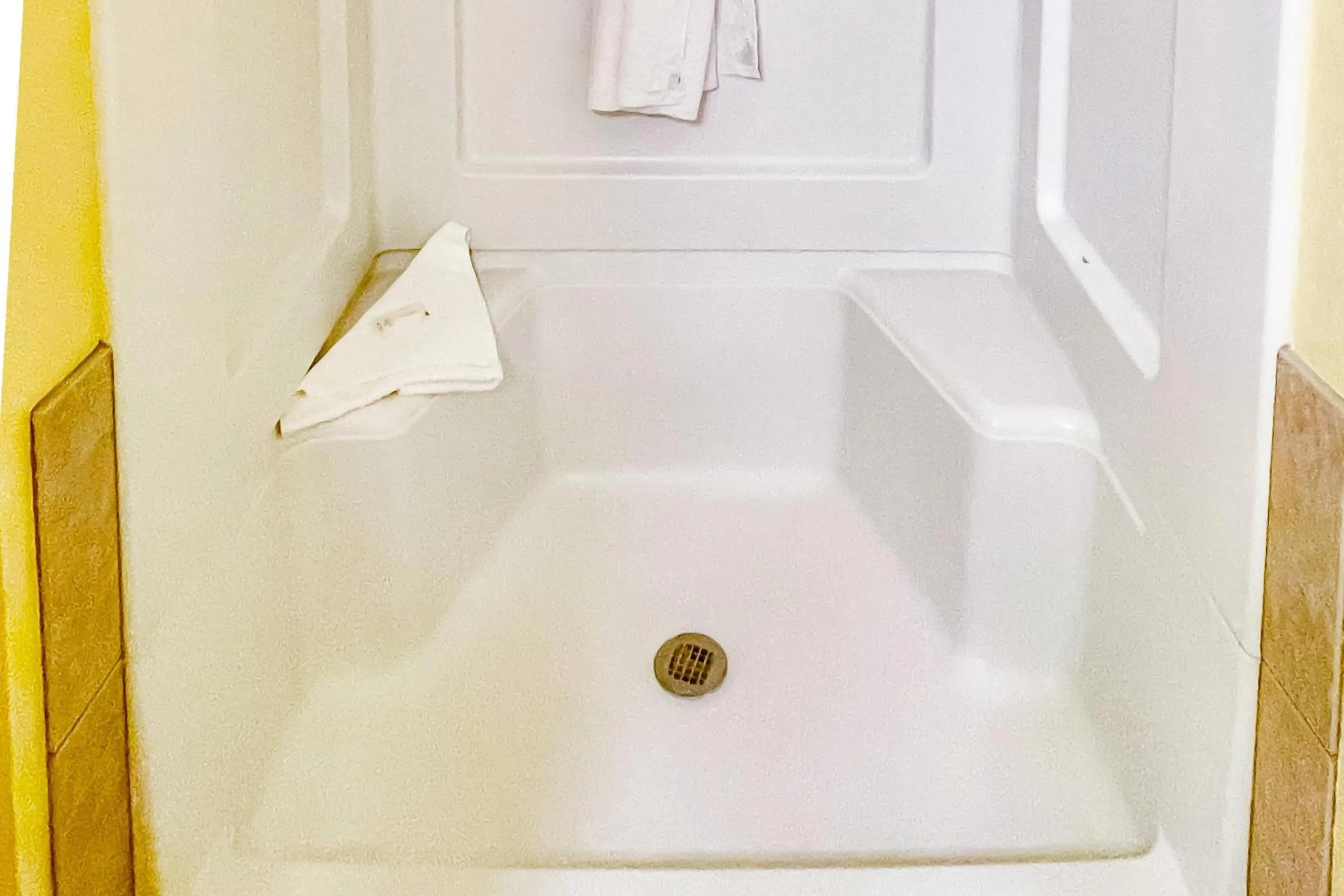 Bedroom in Suburban Studios Fort Myers Cape Coral