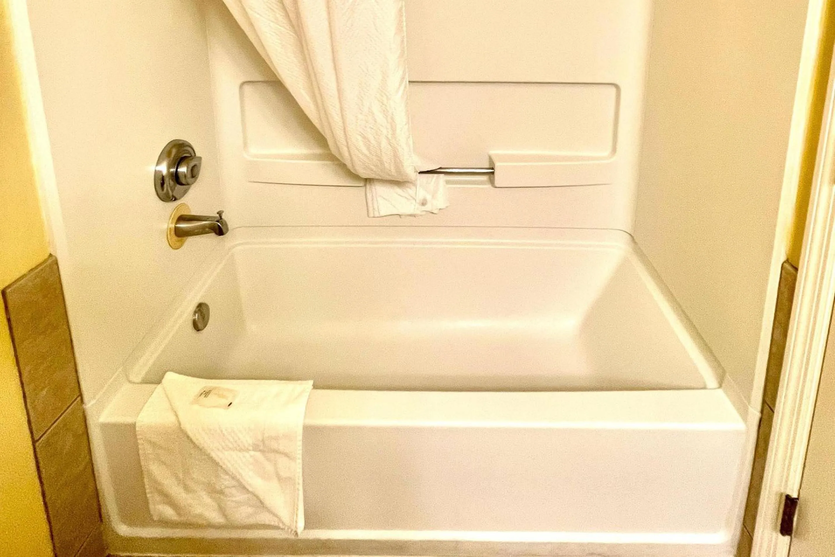 Bedroom in Suburban Studios Fort Myers Cape Coral