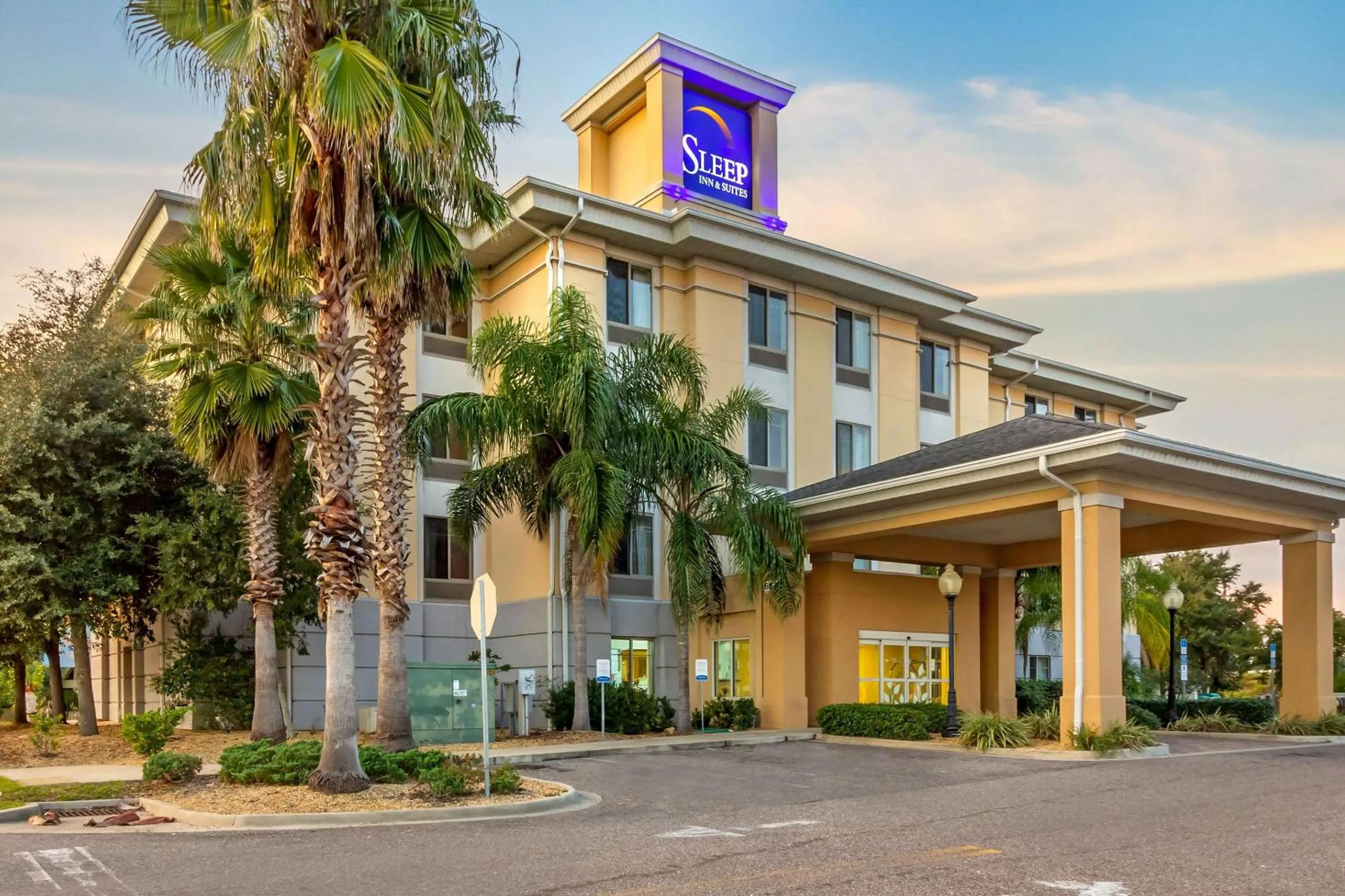 Property building in Sleep Inn & Suites Jacksonville West