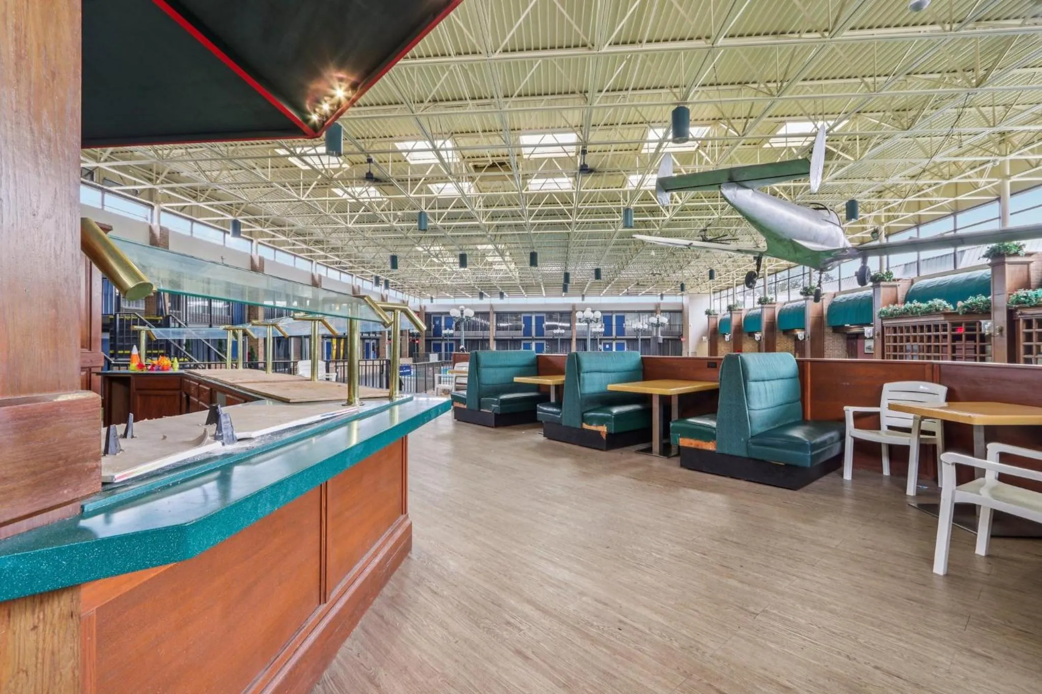 Area and facilities in Stayable Jax West