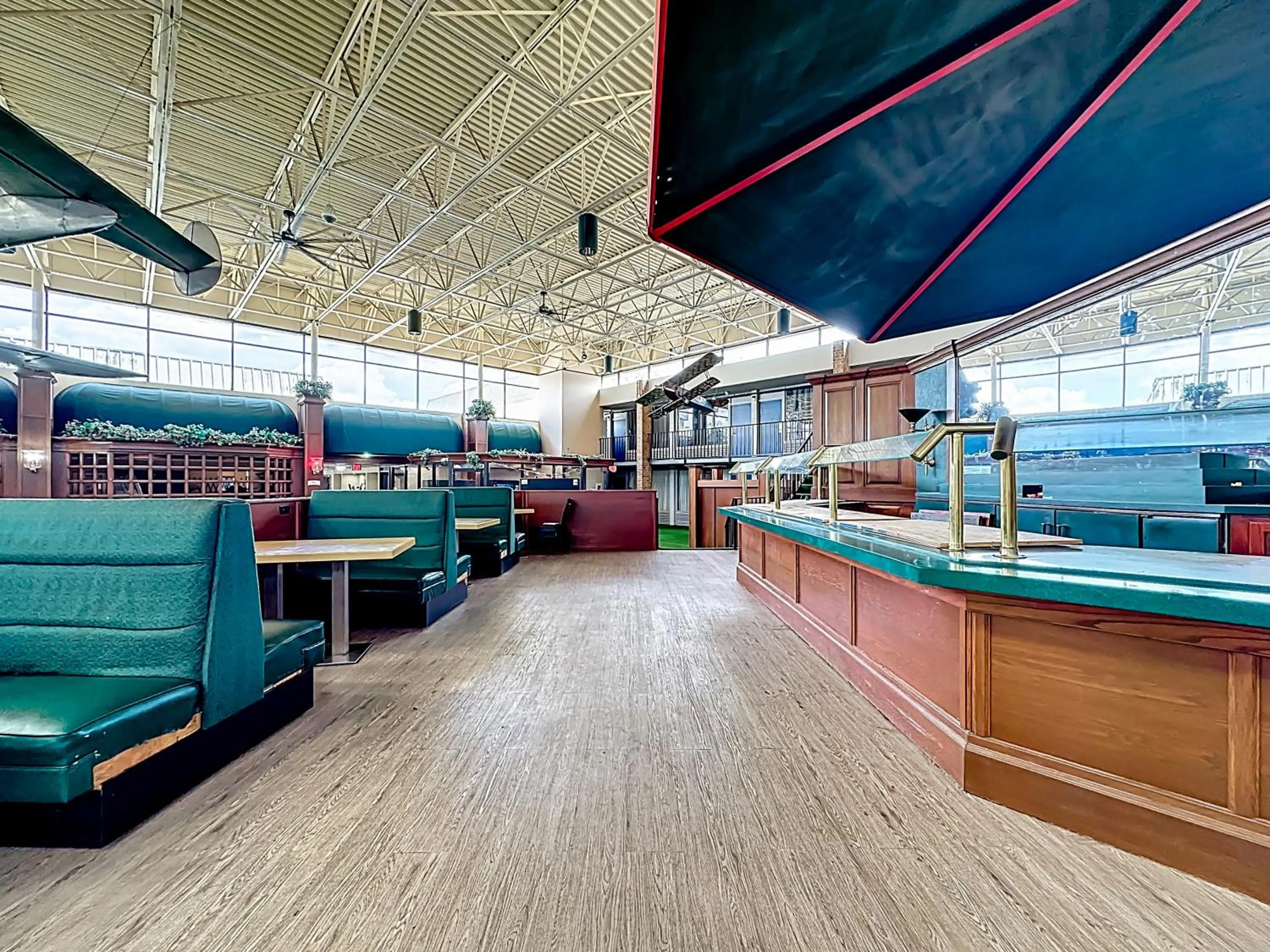 Seating area in Stayable Jax West