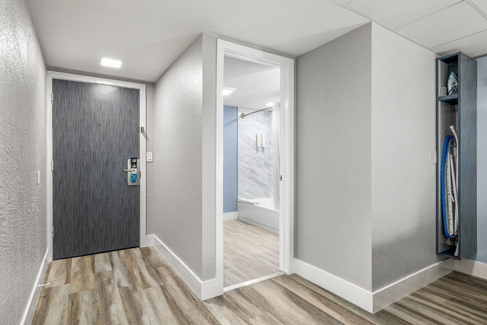 Shower in Clarion Pointe Tampa-Brandon Near Fairgrounds and Casino