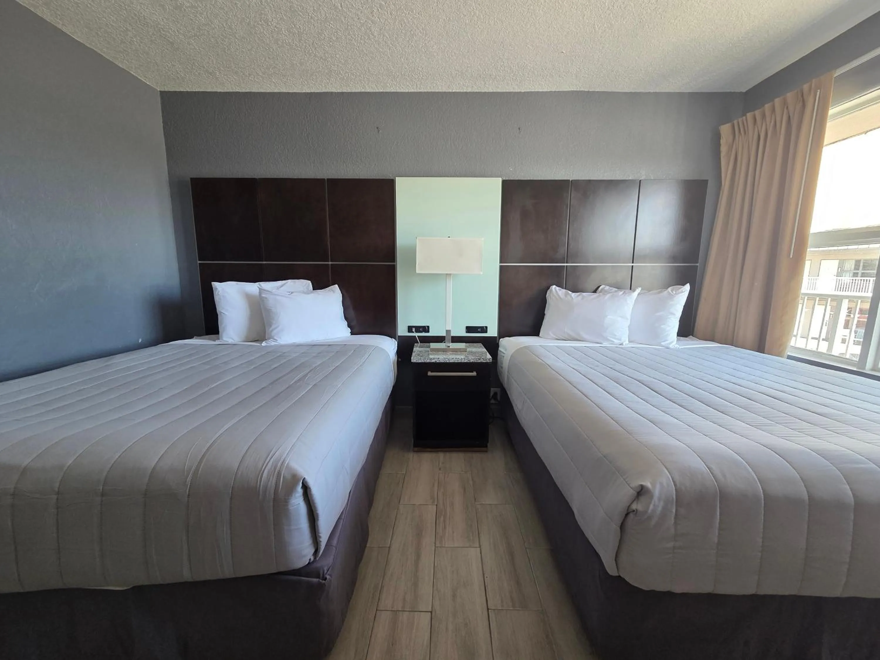 Bed in Beach House Inn