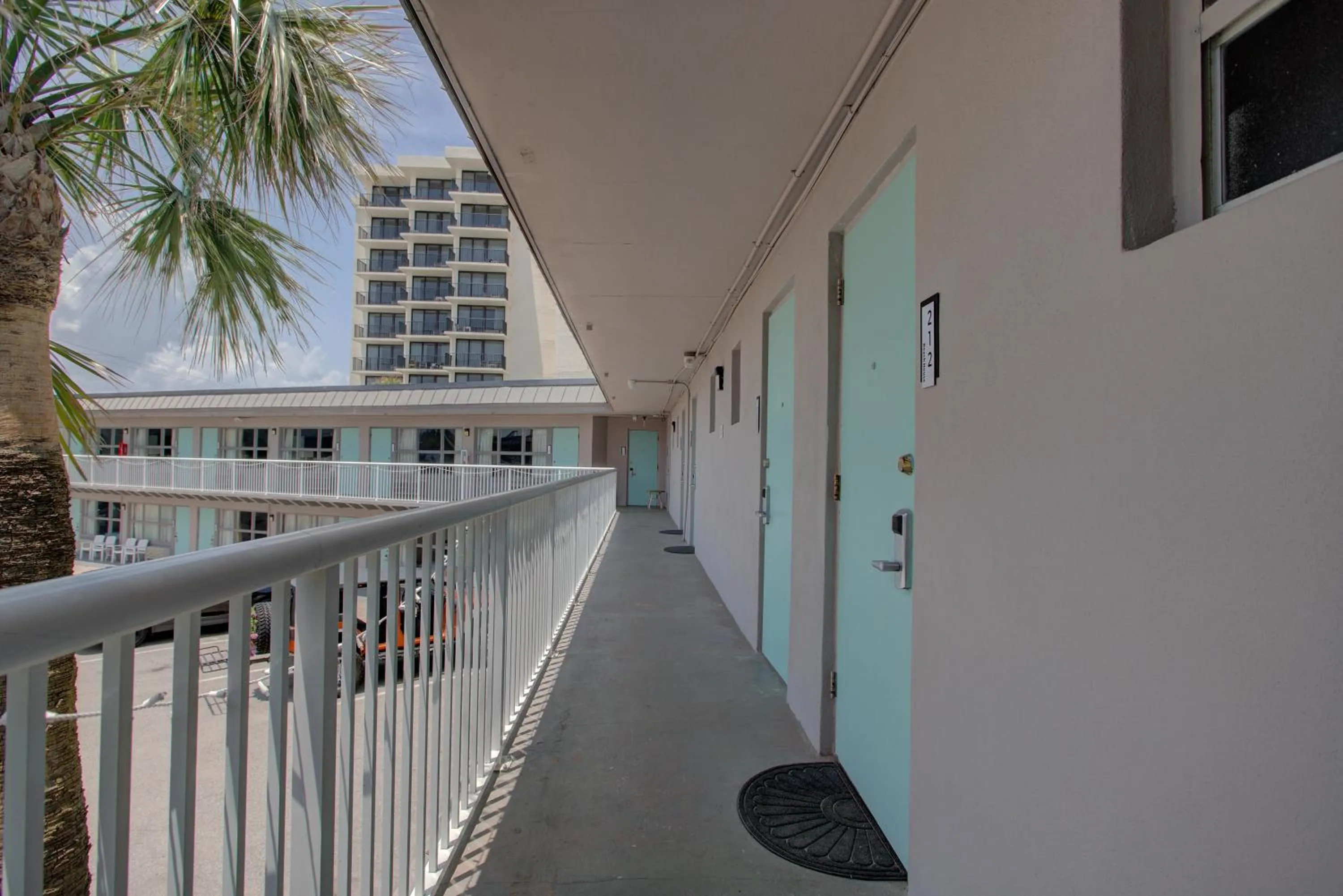 Property building in Beach House Inn