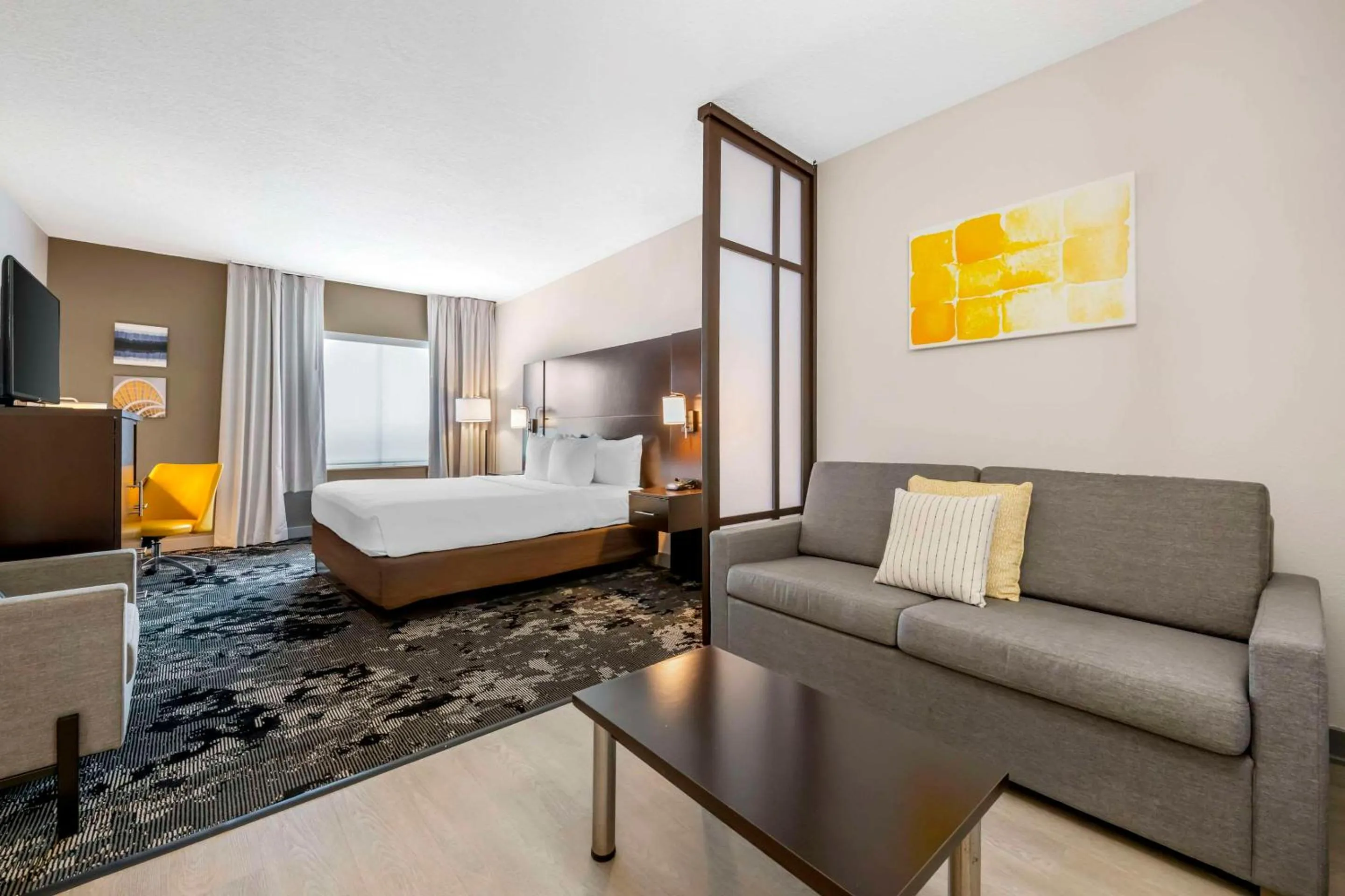 Bedroom, Bed in Comfort Inn & Suites Near Universal Orlando Resort-Convention Ctr