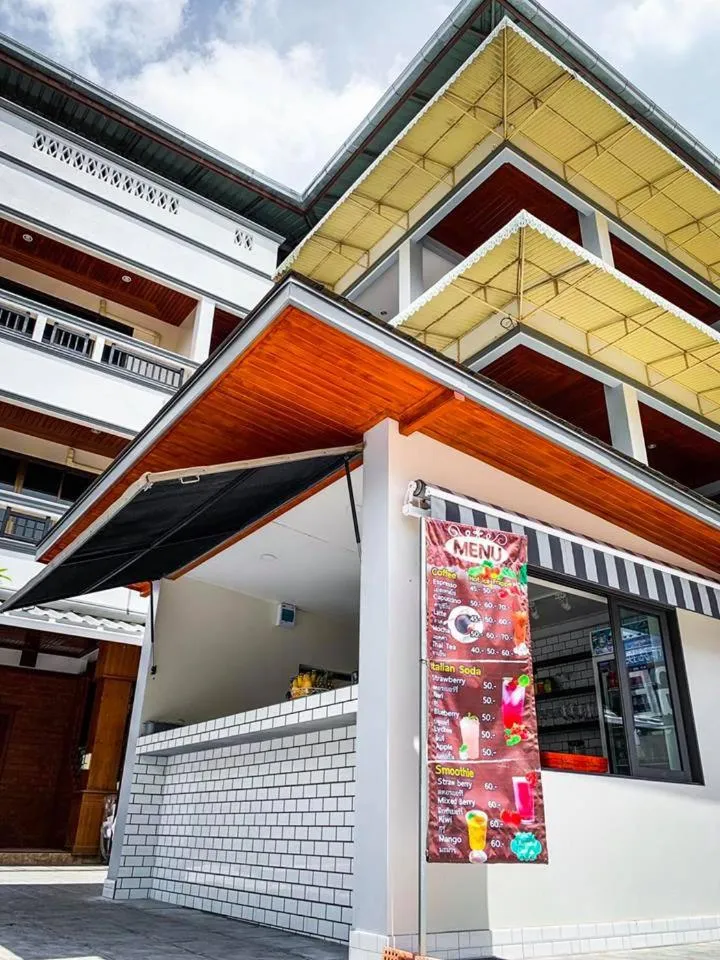 Property building in Coconut Grove Hotel Samui