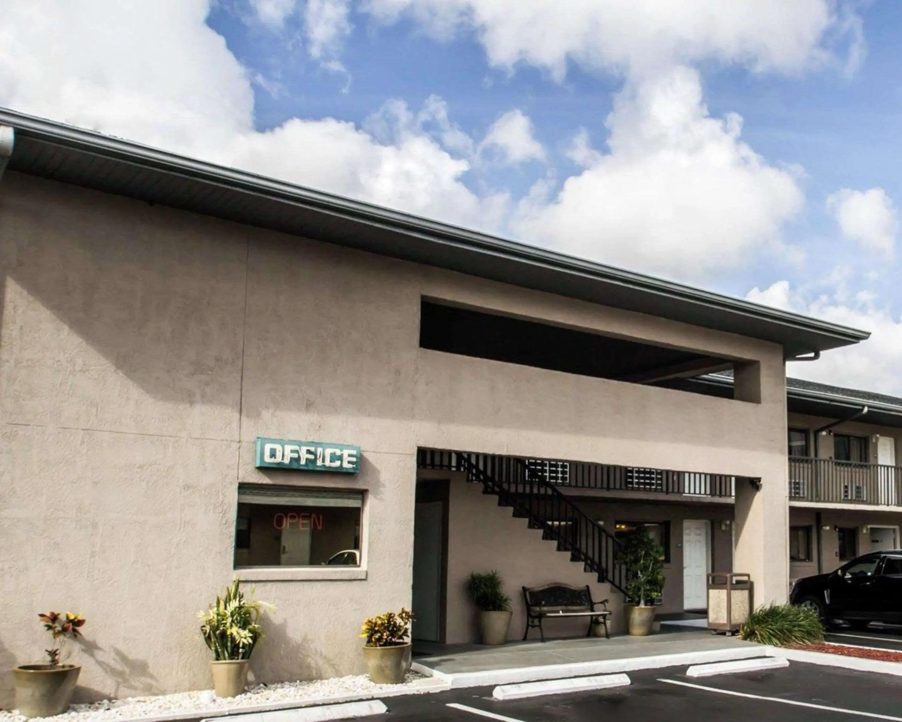 On site in Rodeway Inn Apopka South