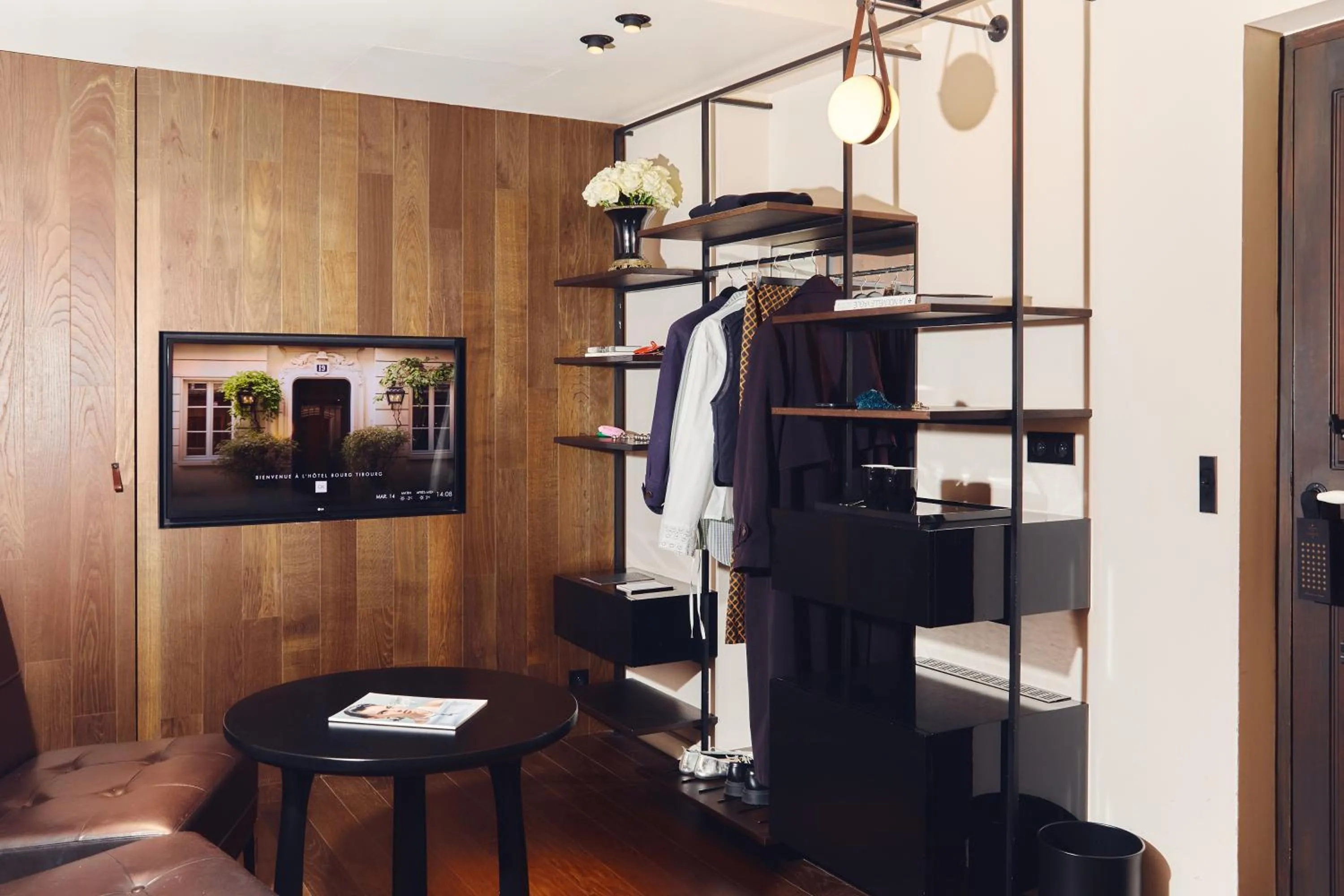 Bedroom in Hôtel Bourg Tibourg - Paris Marais