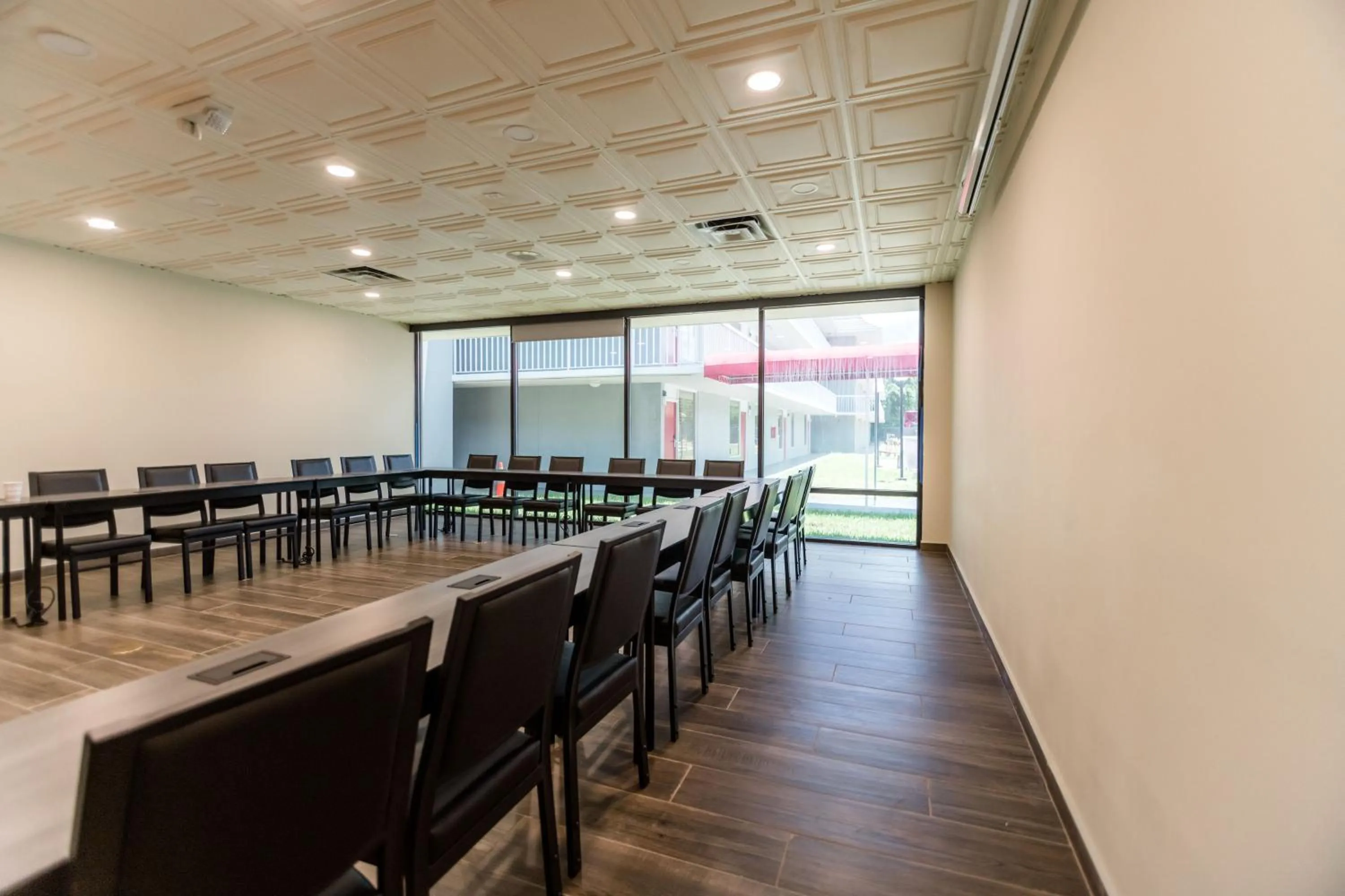 Meeting/conference room in Equus Inn I75