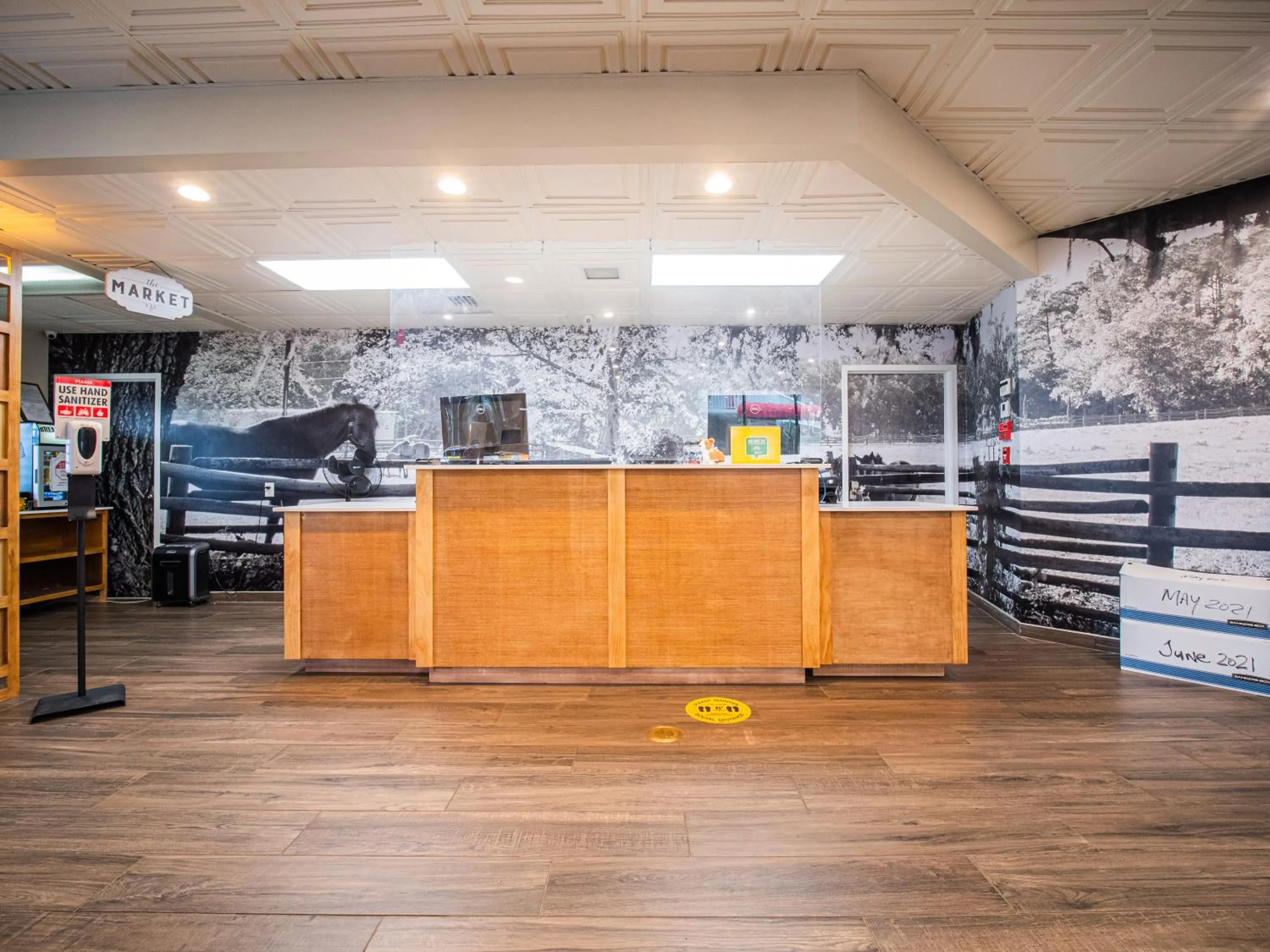 Lobby or reception in Equus Inn I75