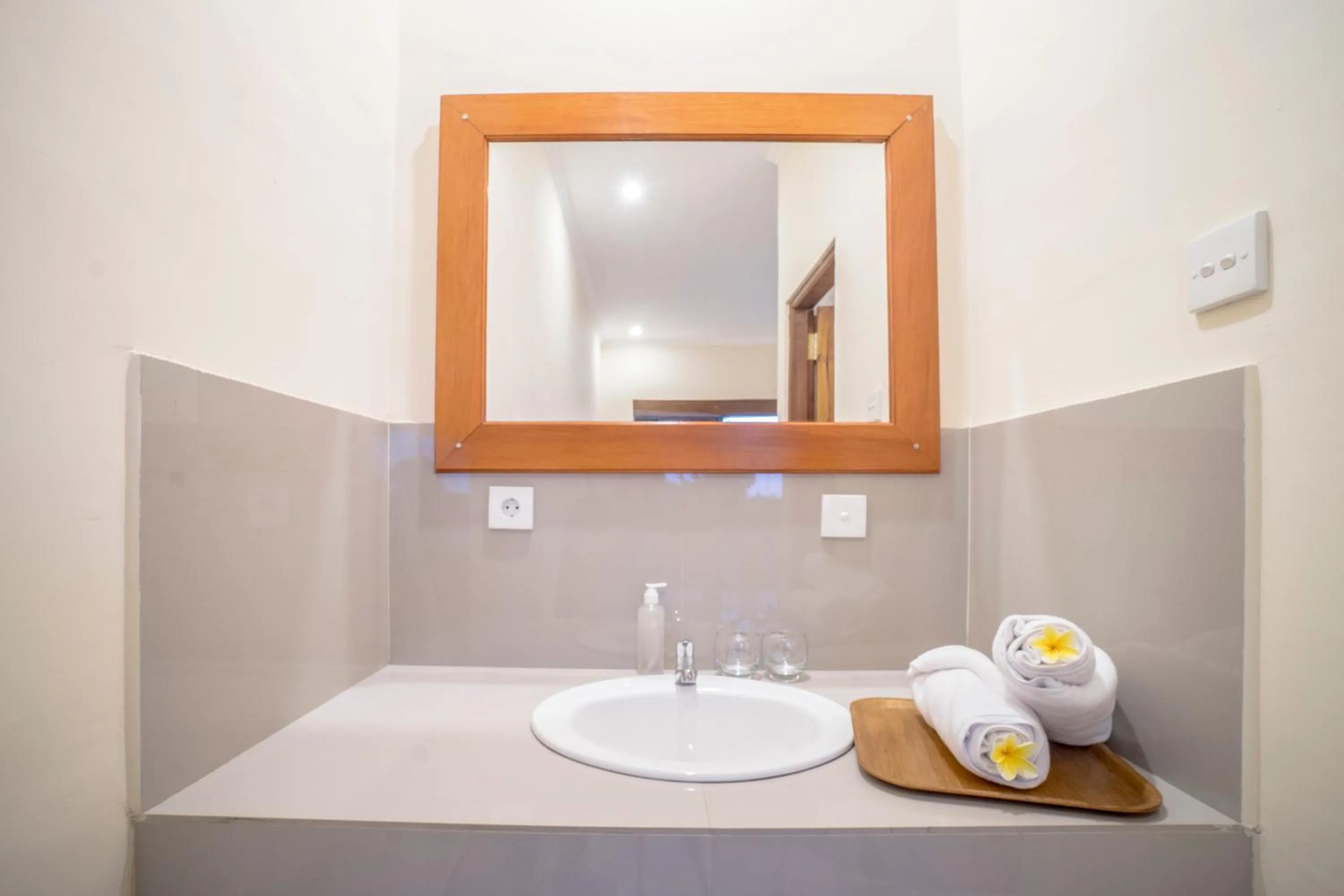 Toilet in Saka House