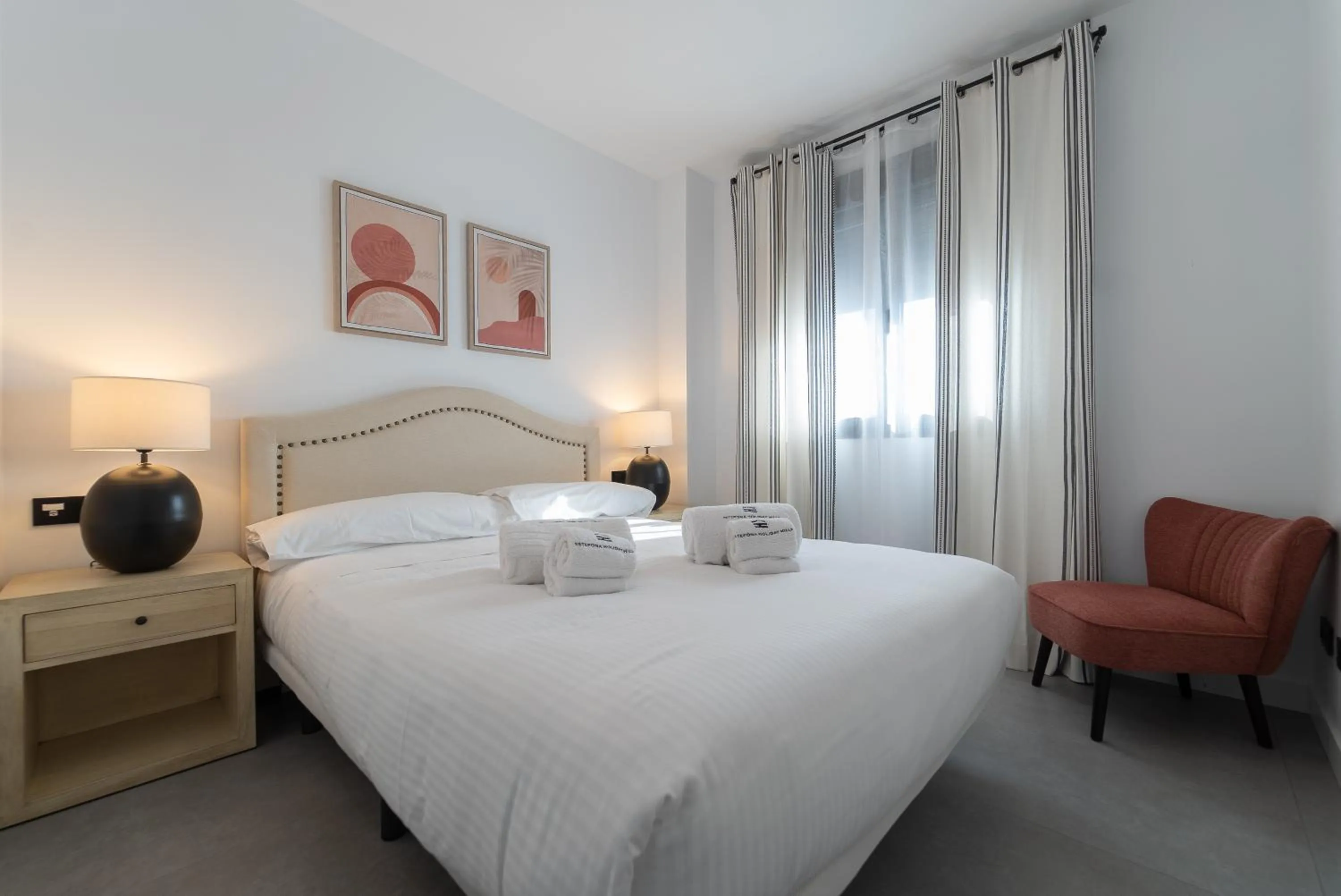 Bed in Estepona Holiday Hills