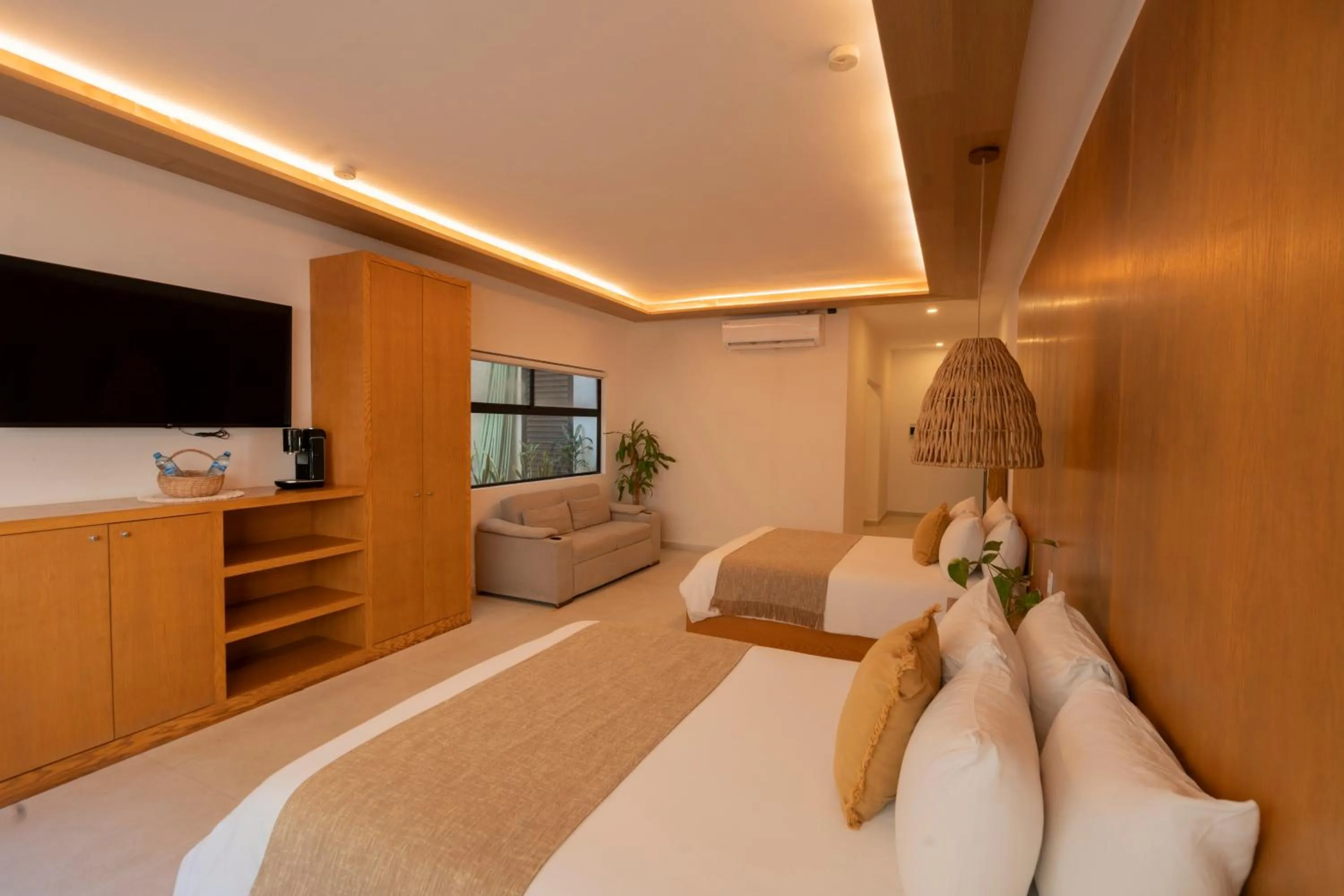 TV and multimedia, Bed in Mayan Monkey Tulum - Social Hotel