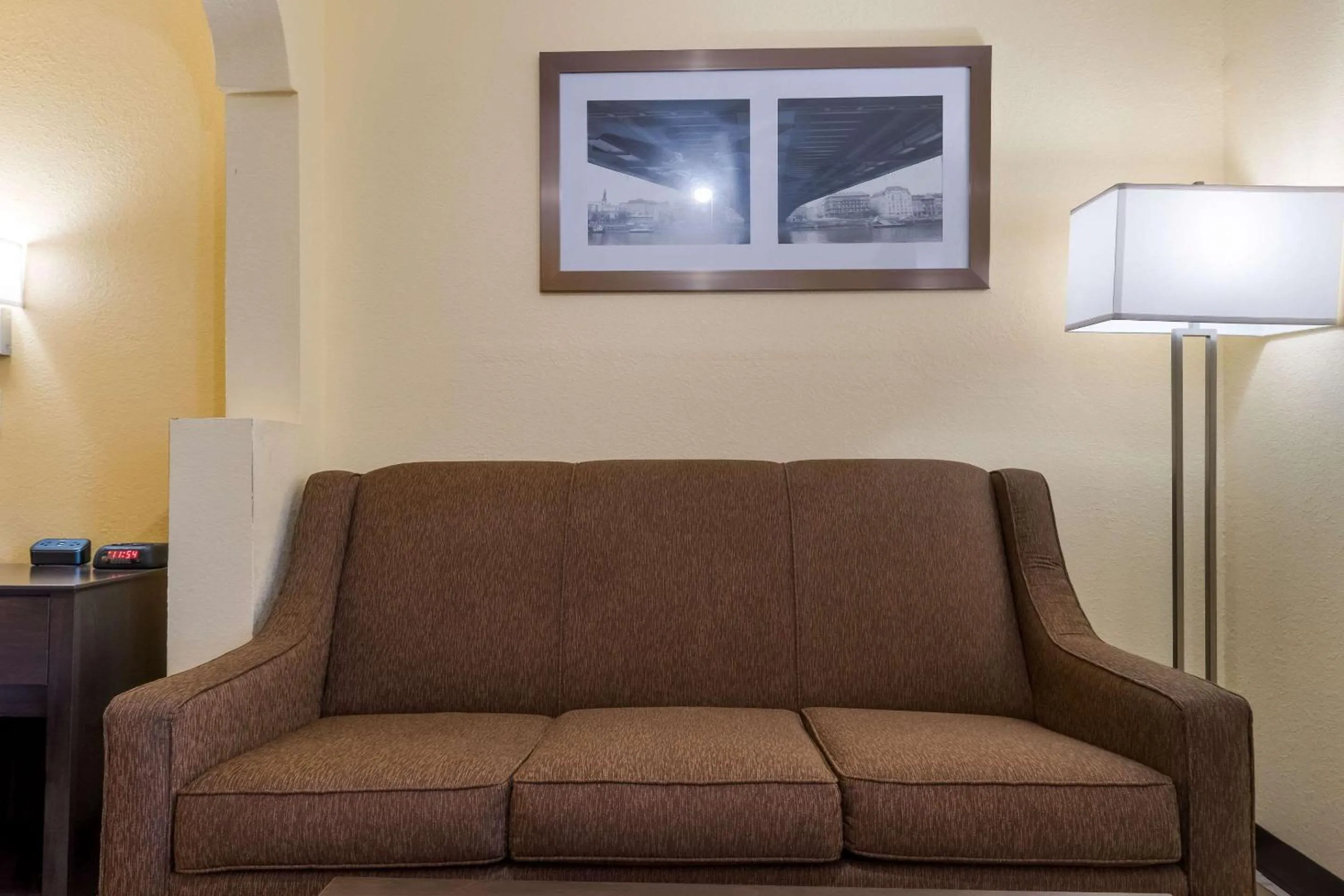 Bedroom in Quality Inn Jefferson at I-85