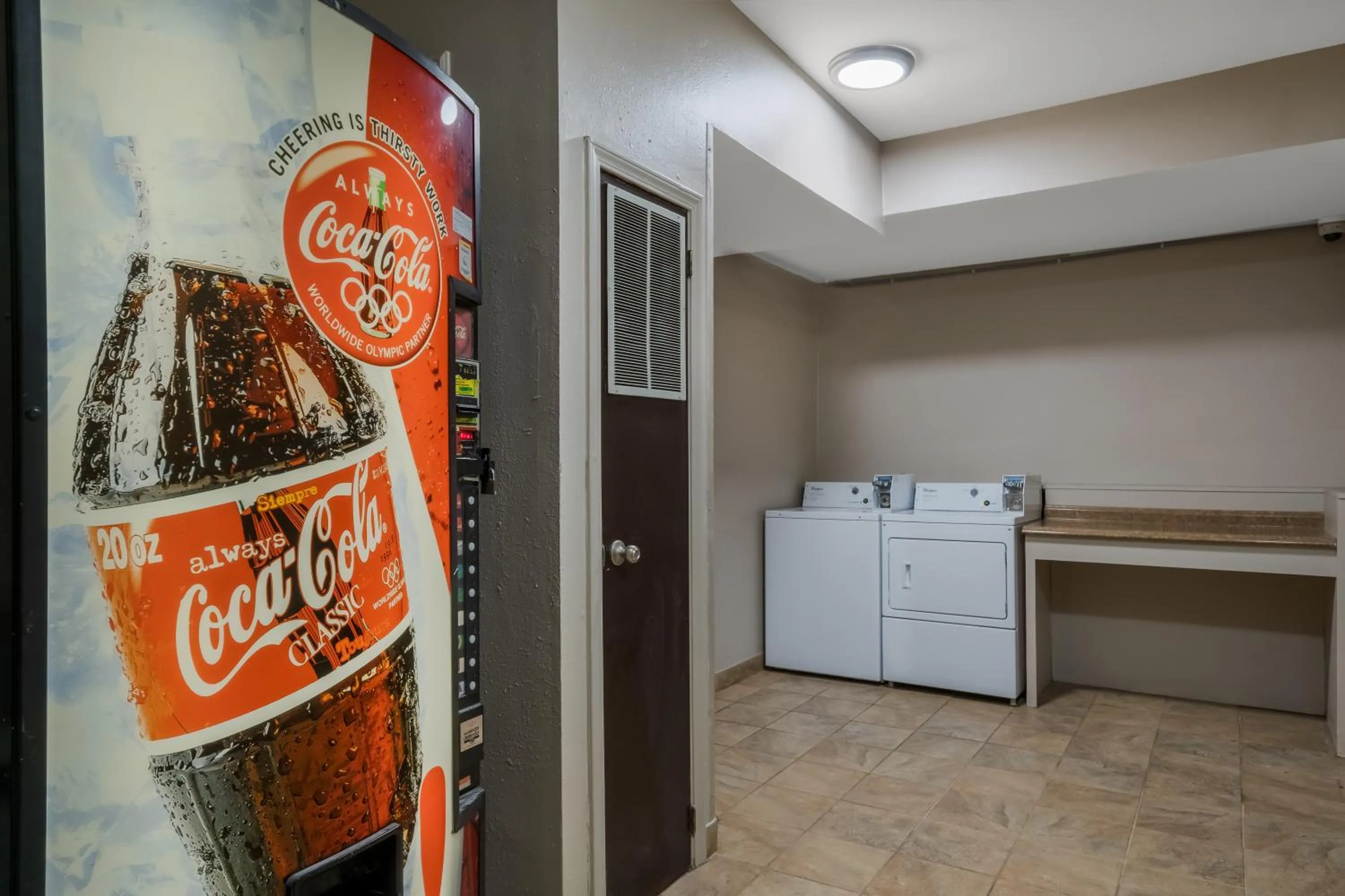 vending machine in Quality Inn Jefferson at I-85