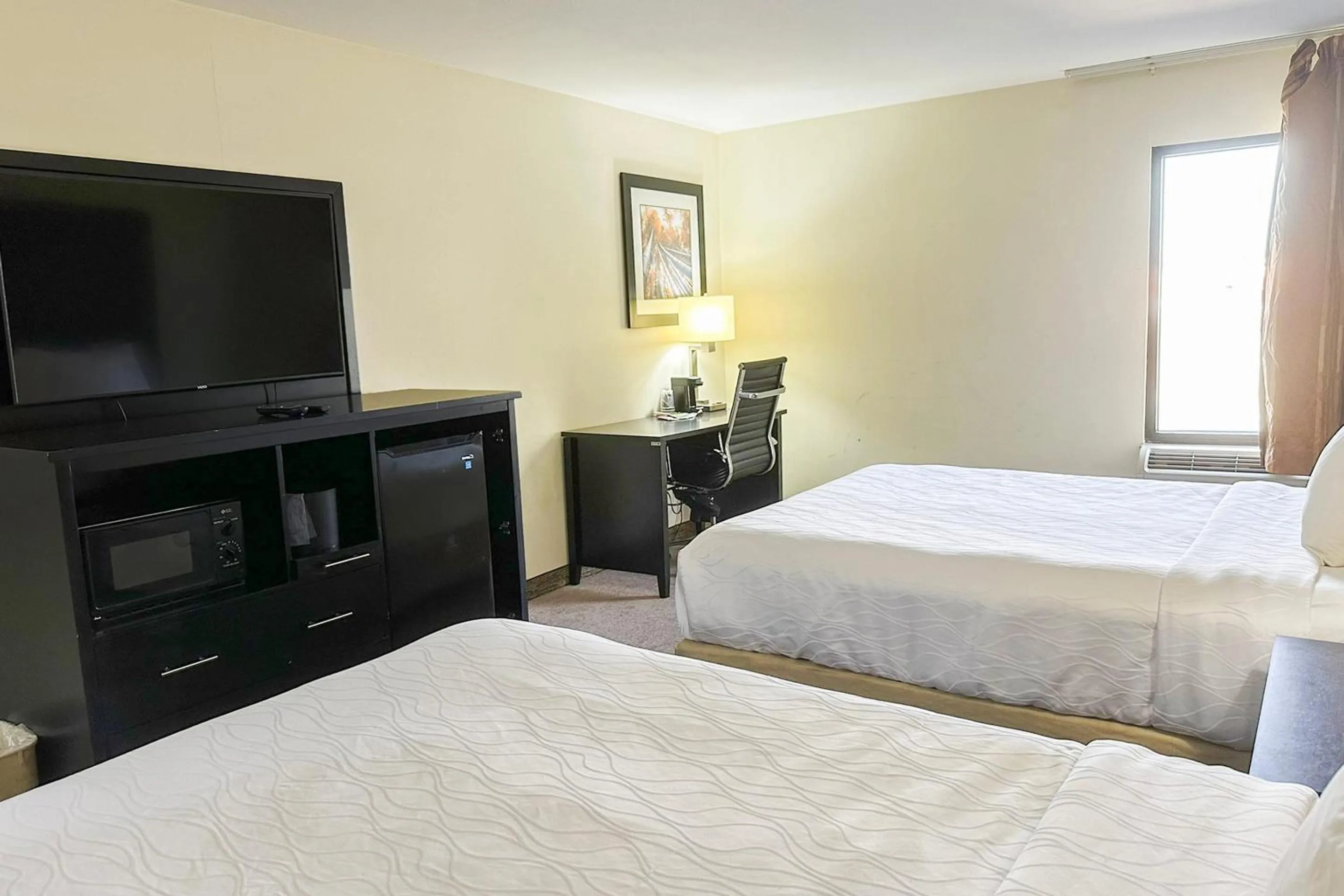 Bedroom, Bed in OYO Hotel Rome West GA