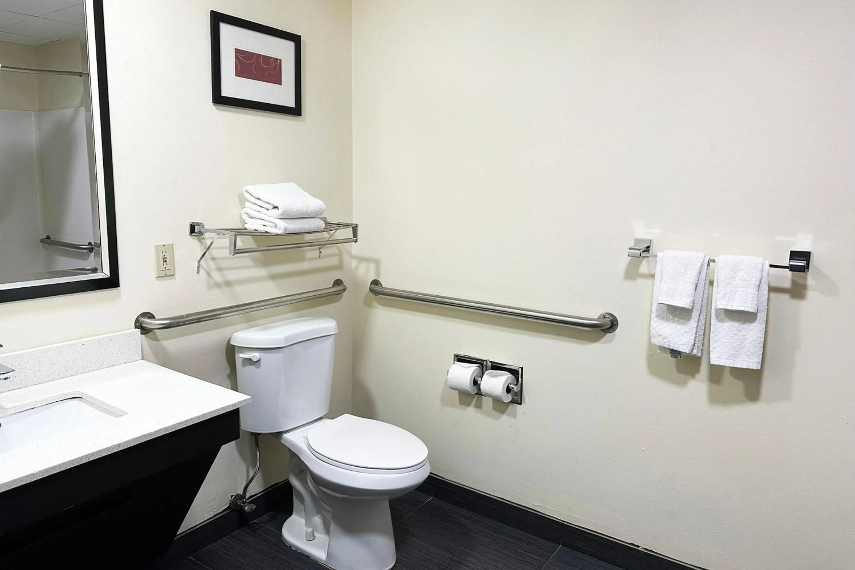 Bathroom in OYO Hotel Rome West GA