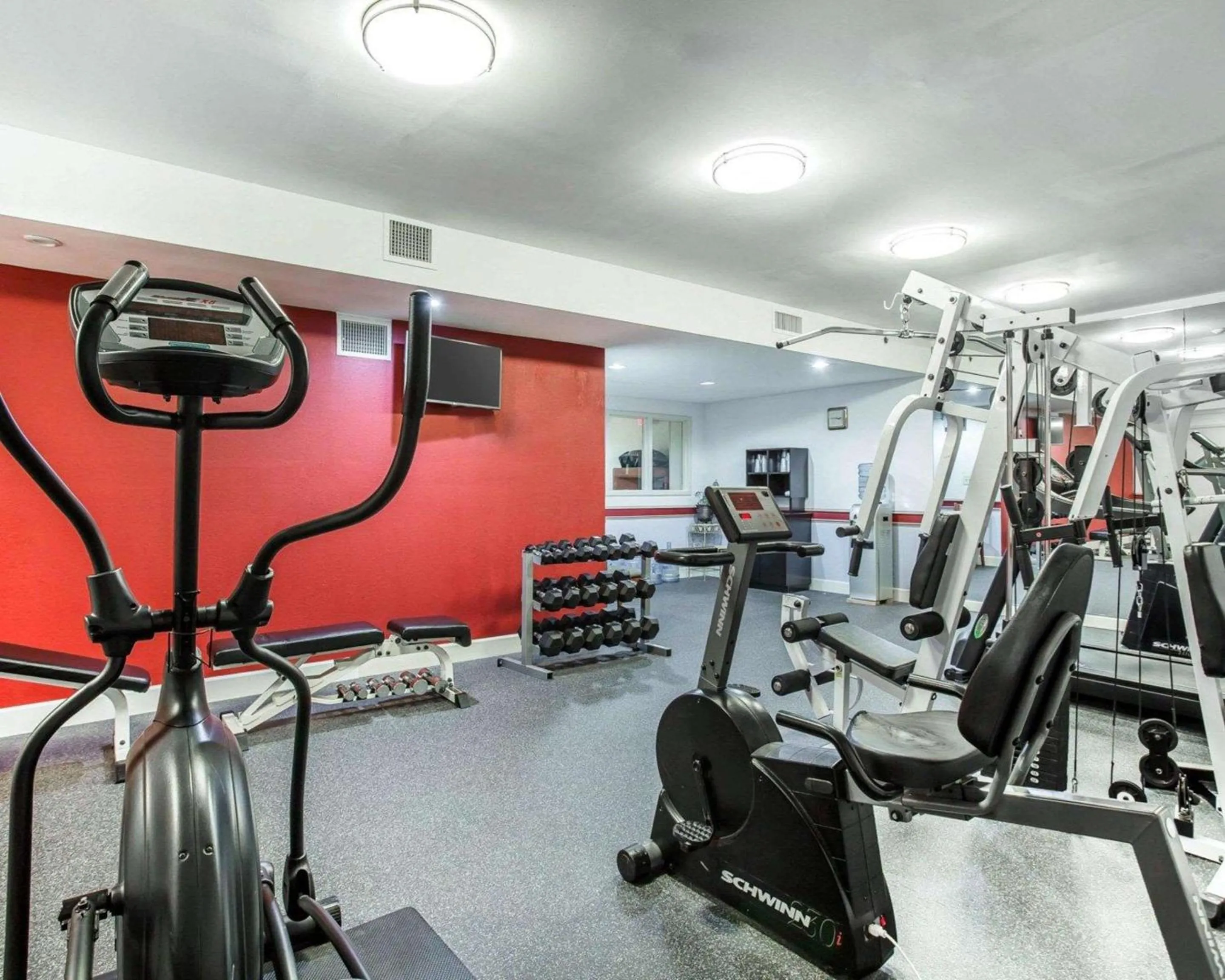 Fitness centre/facilities in Comfort Inn Conyers