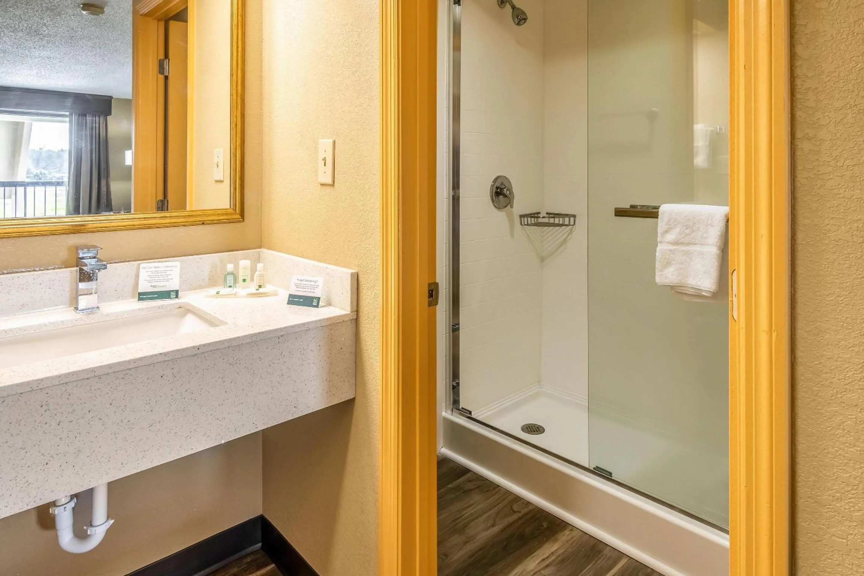 Bedroom in Quality Inn Perry - National Fairgrounds Area