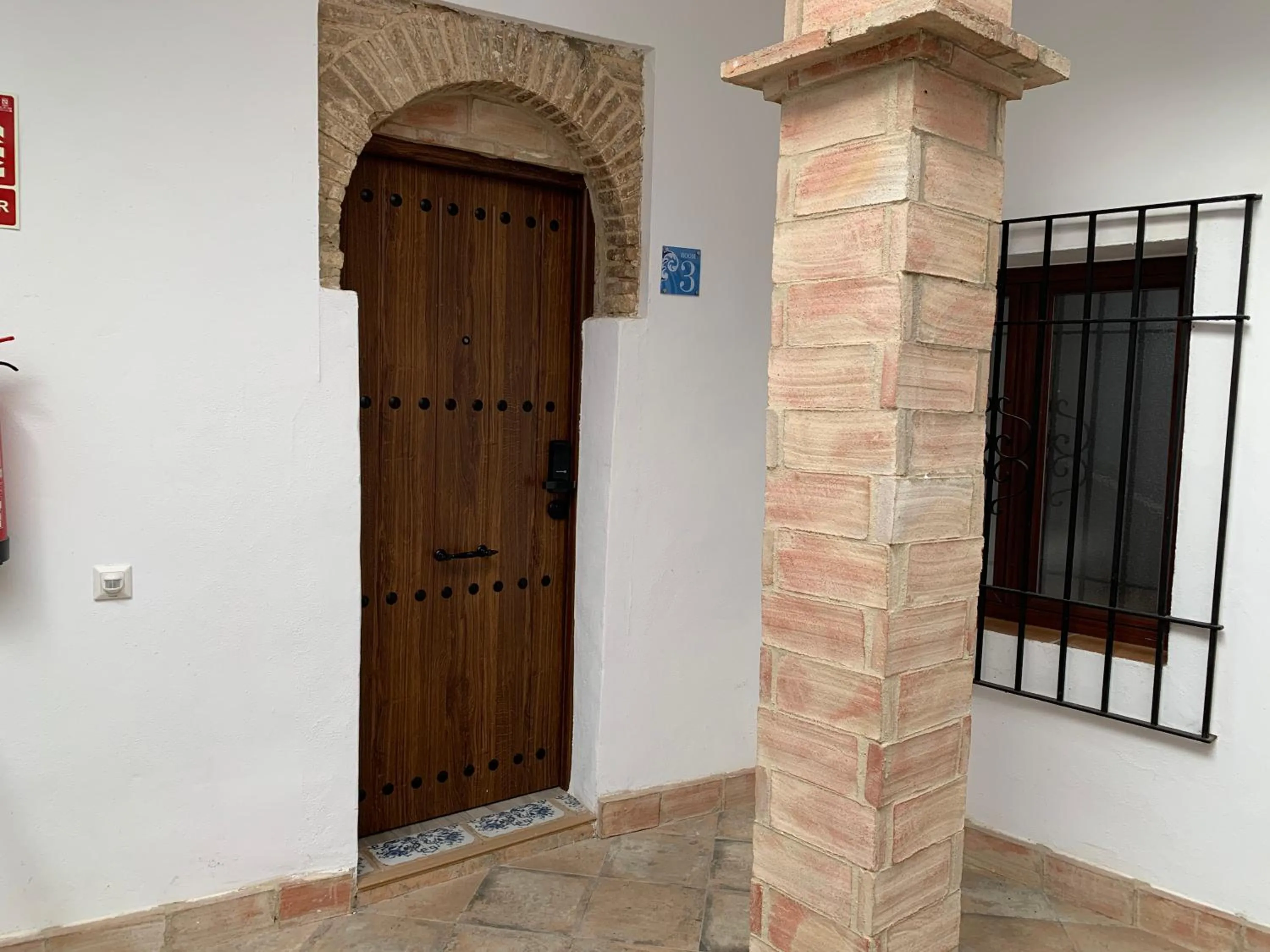 Area and facilities in Belmonte Rooms