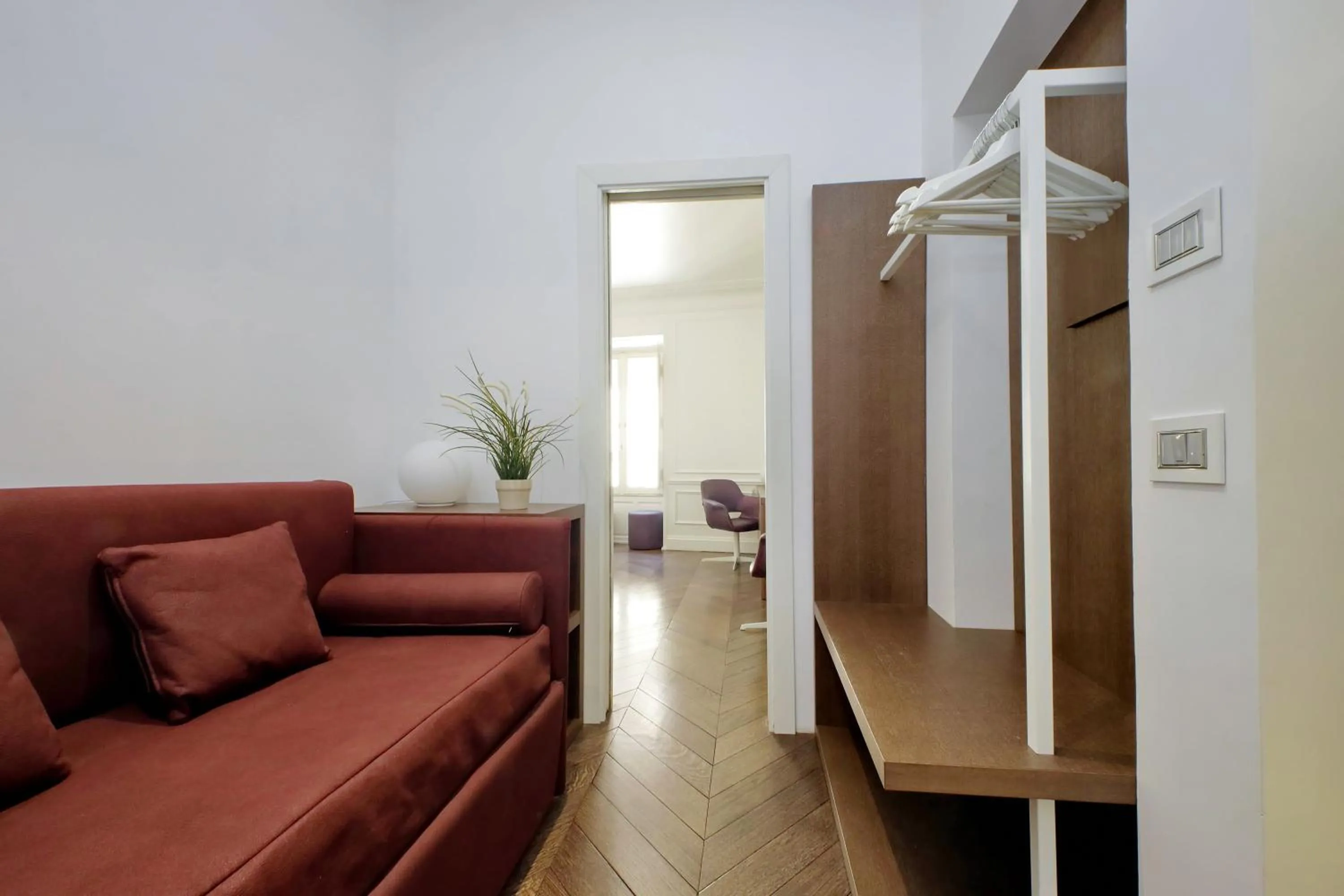 Photo of the whole room in Youroom Carrozze